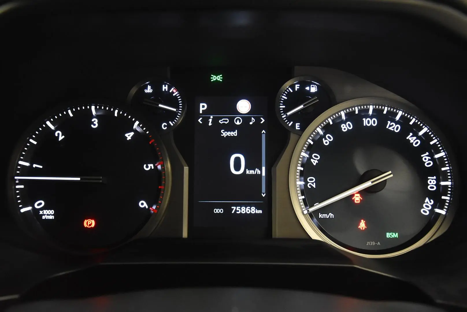 2022 Toyota Landcruiser Prado Gallery Image 10