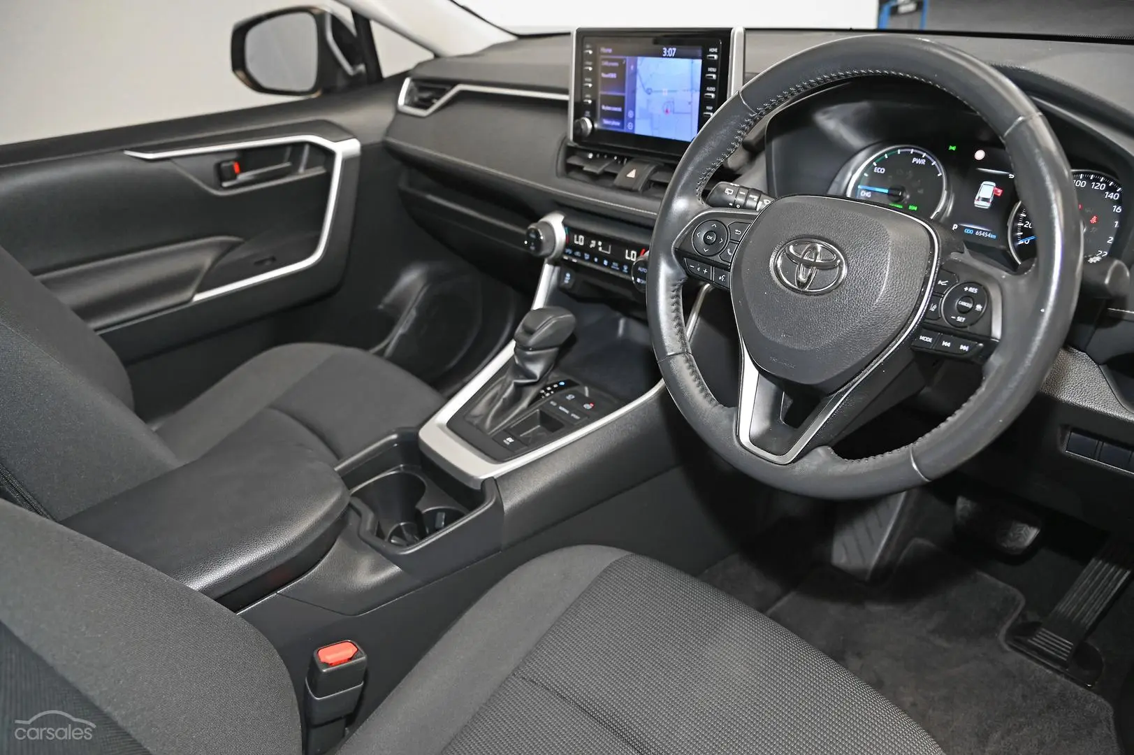 2021 Toyota RAV4 Image 8