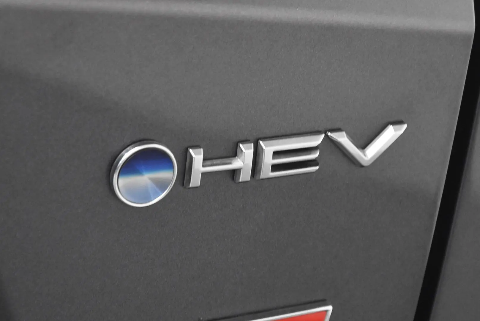 2025 Toyota C-HR Gallery Image 8