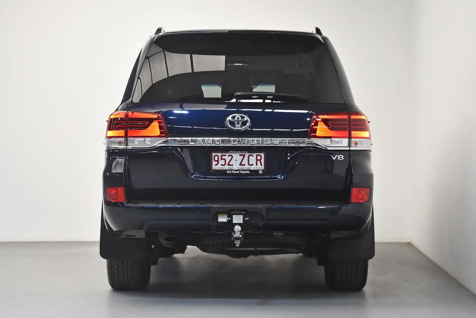 2019 Toyota Landcruiser Gallery Image 6