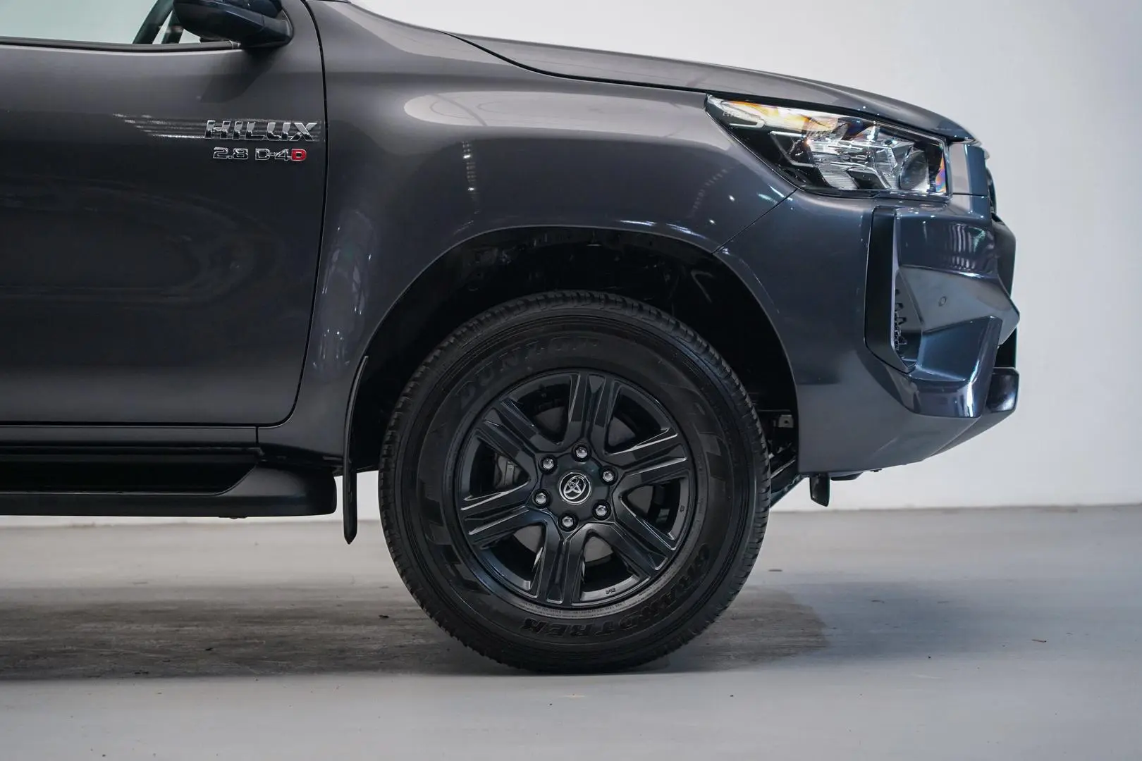 2024 Toyota Hilux Gallery Image 5
