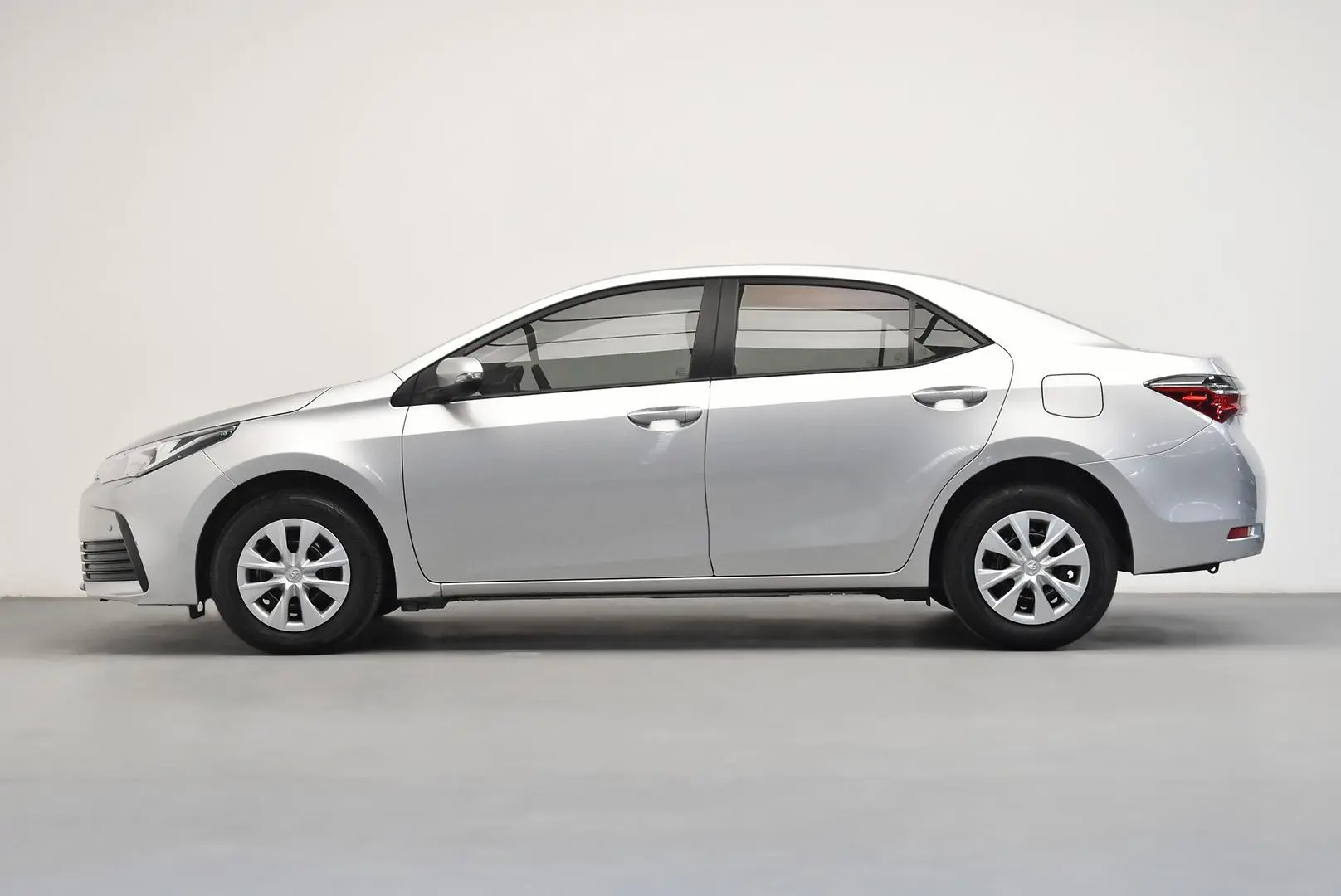 2019 Toyota Corolla Gallery Image 4