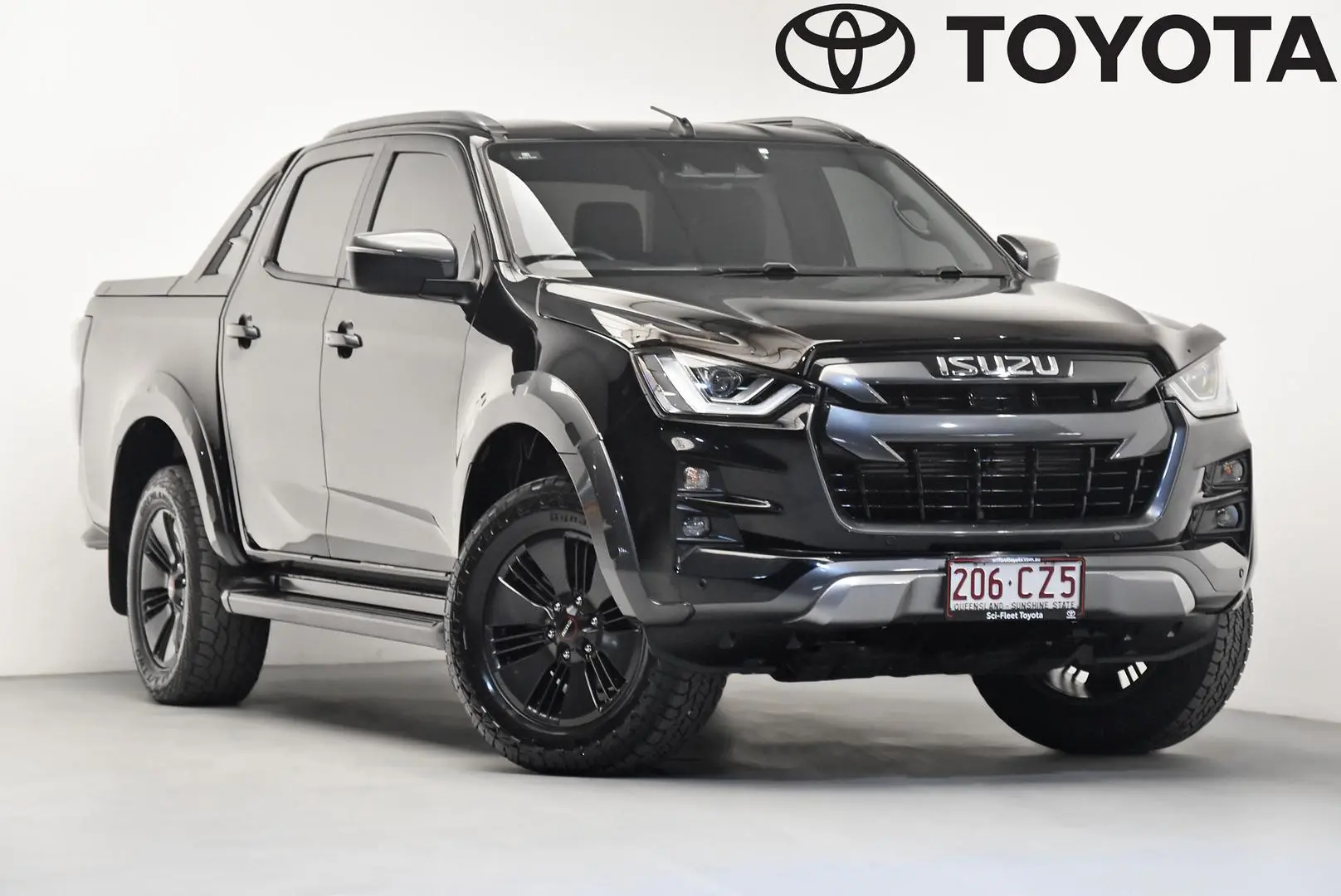 2021 Isuzu D-MAX Gallery Image 1