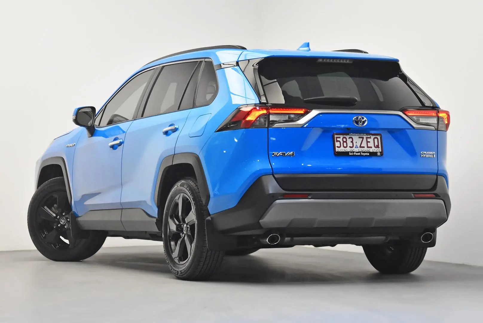 2019 Toyota RAV4 Gallery Image 5