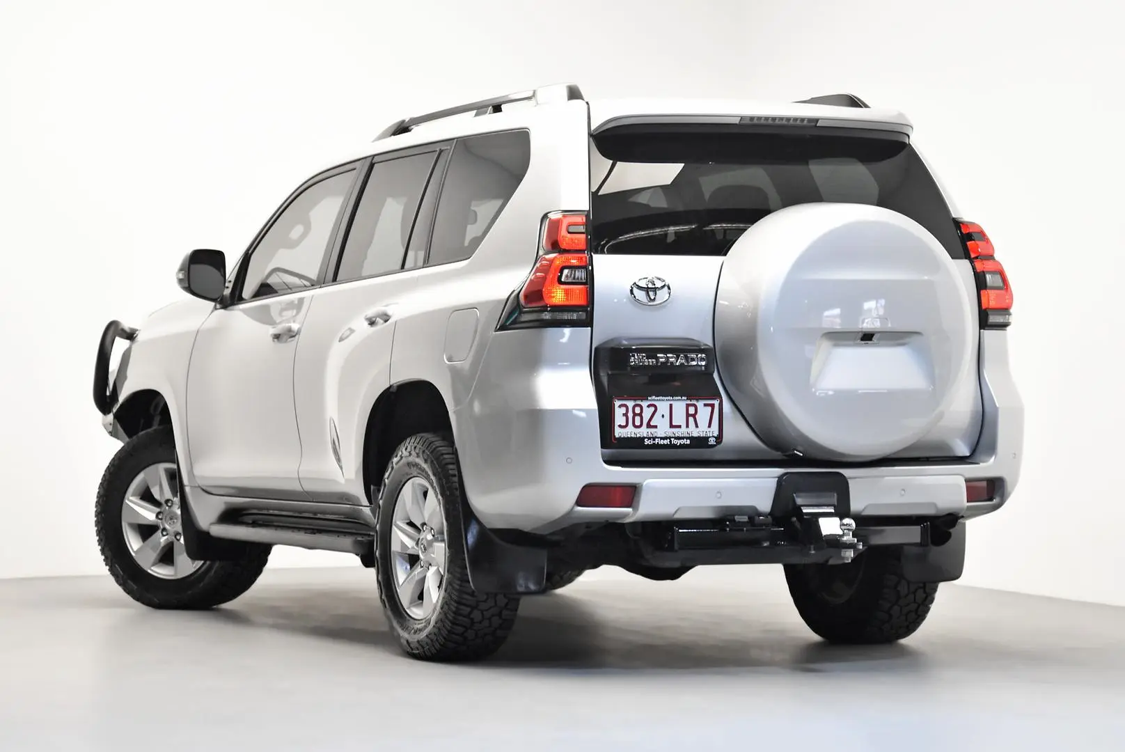 2020 Toyota Landcruiser Prado Gallery Image 5