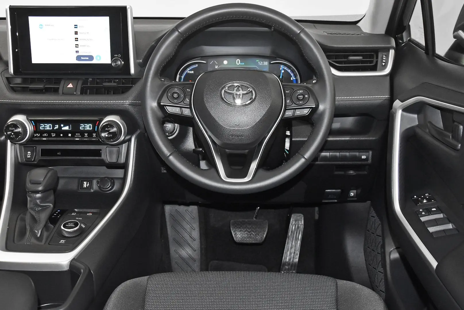 2025 Toyota RAV4 Gallery Image 15