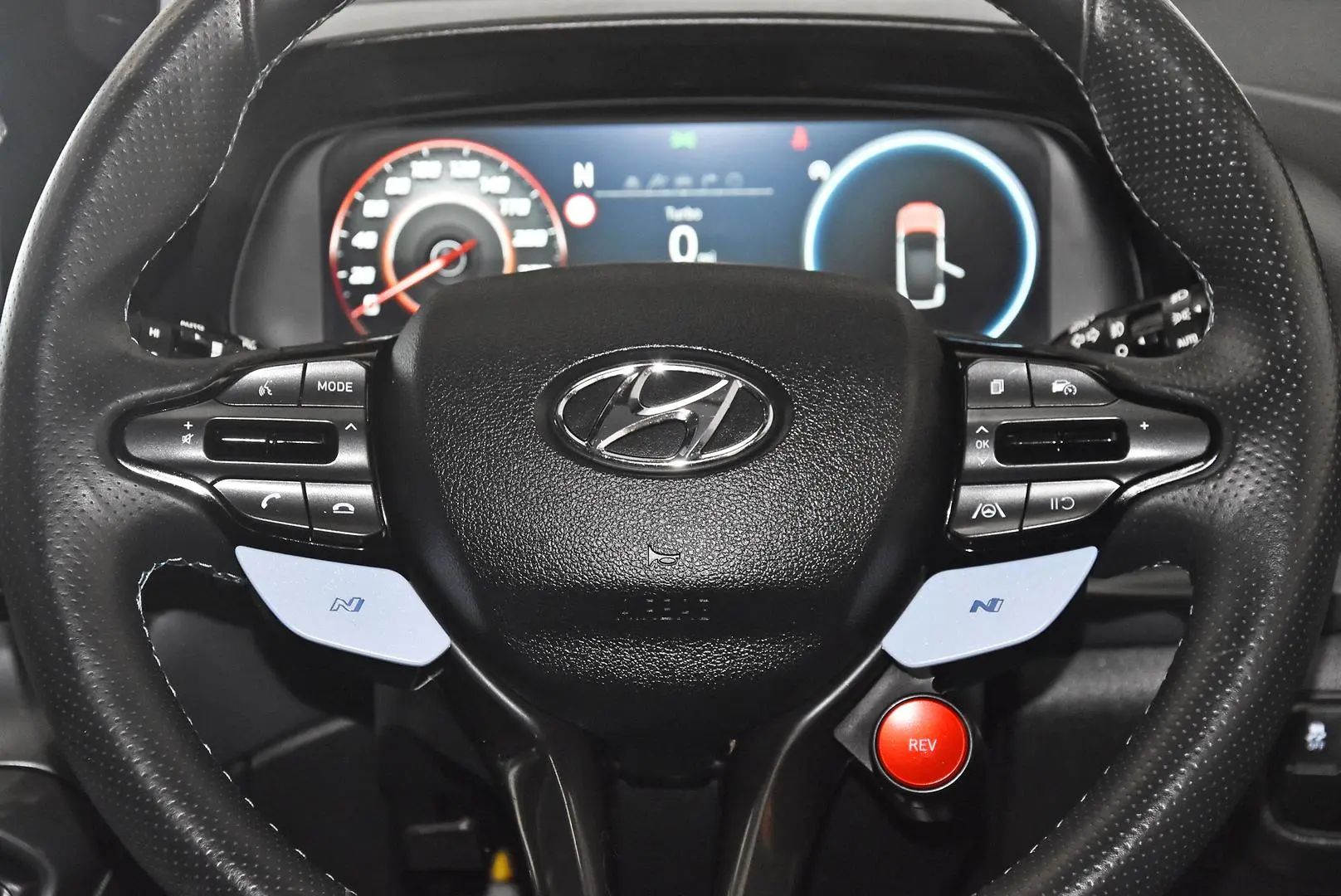 2021 Hyundai i20 Gallery Image 15