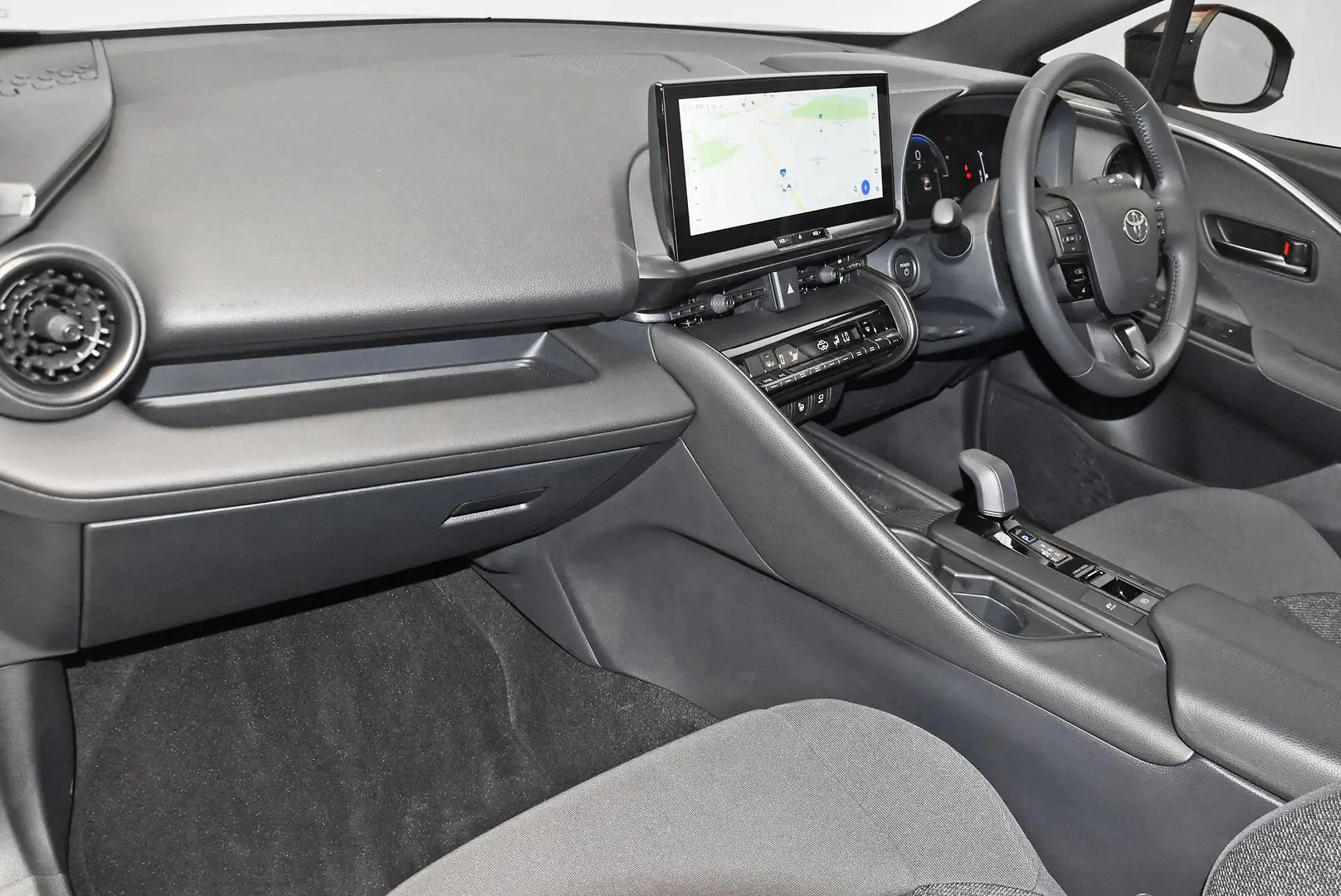 2025 Toyota C-HR Gallery Image 16