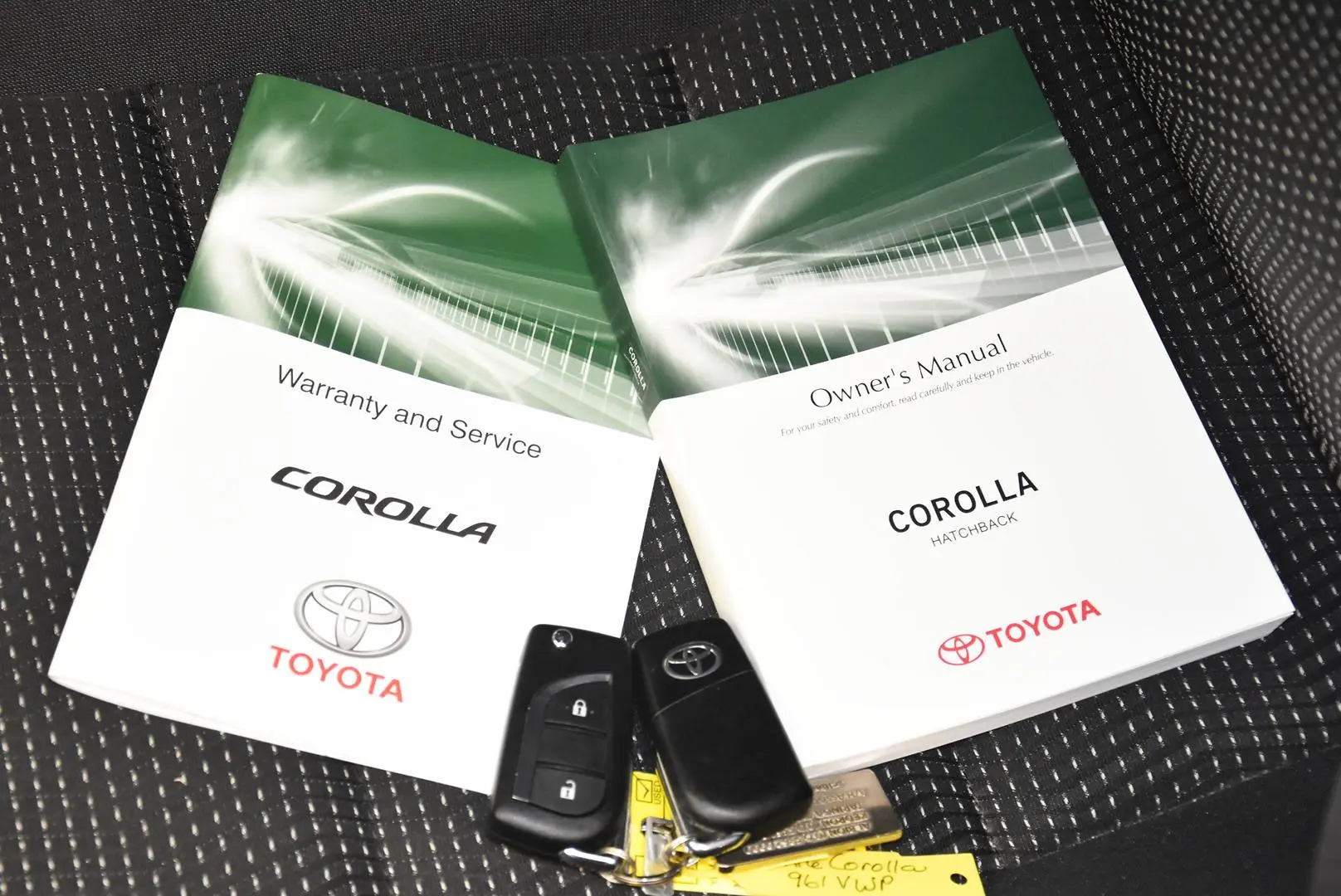 2015 Toyota Corolla Gallery Image 19