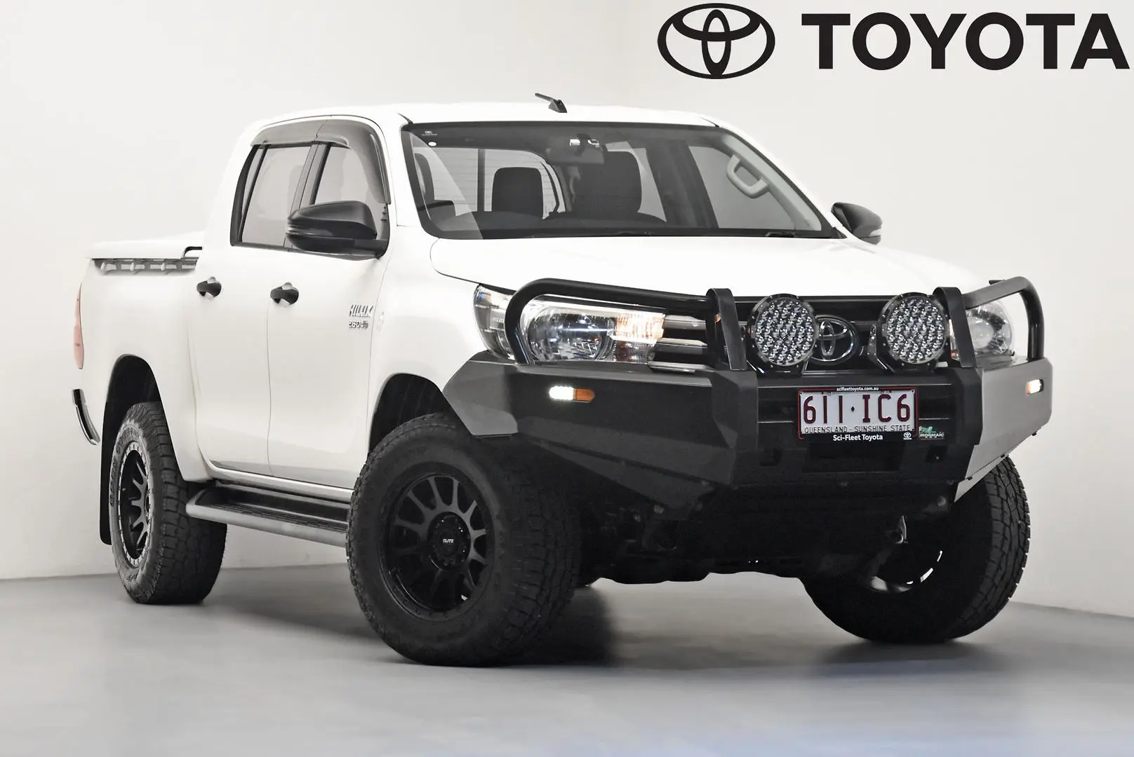 2018 Toyota Hilux Gallery Image 1