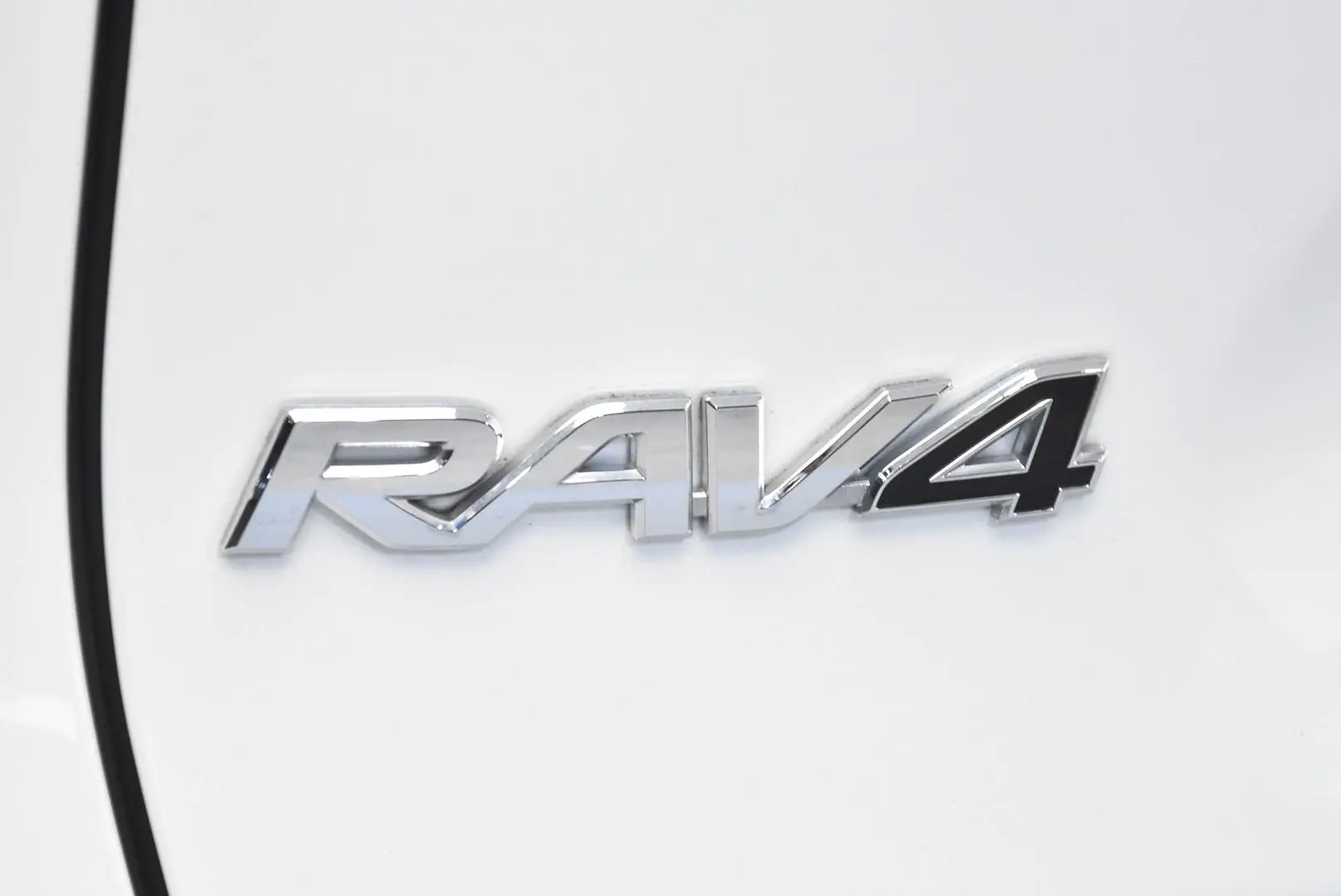 2023 Toyota RAV4 Gallery Image 7