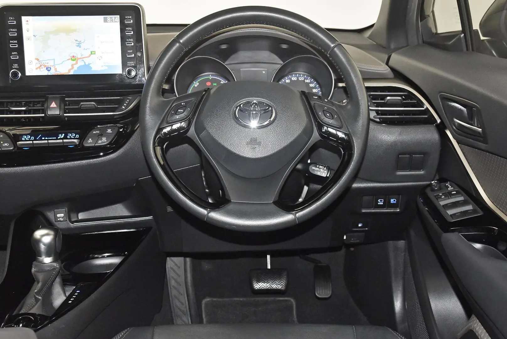 2022 Toyota C-HR Gallery Image 15