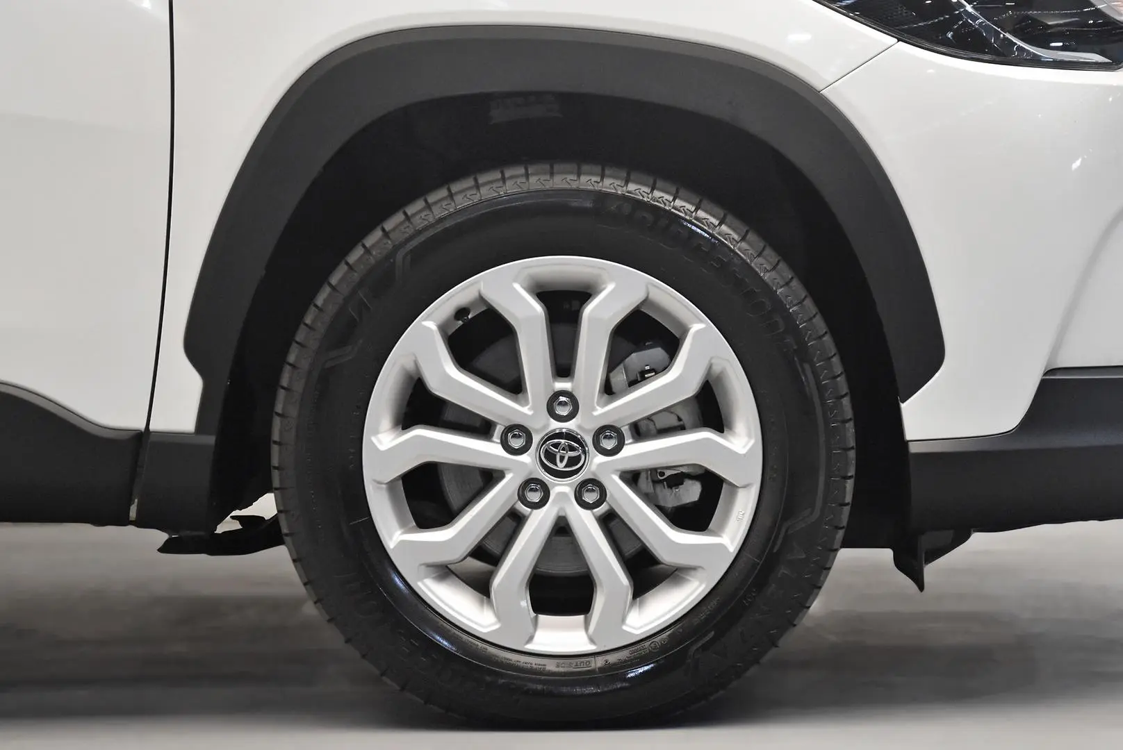 2024 Toyota Corolla Cross Gallery Image 22