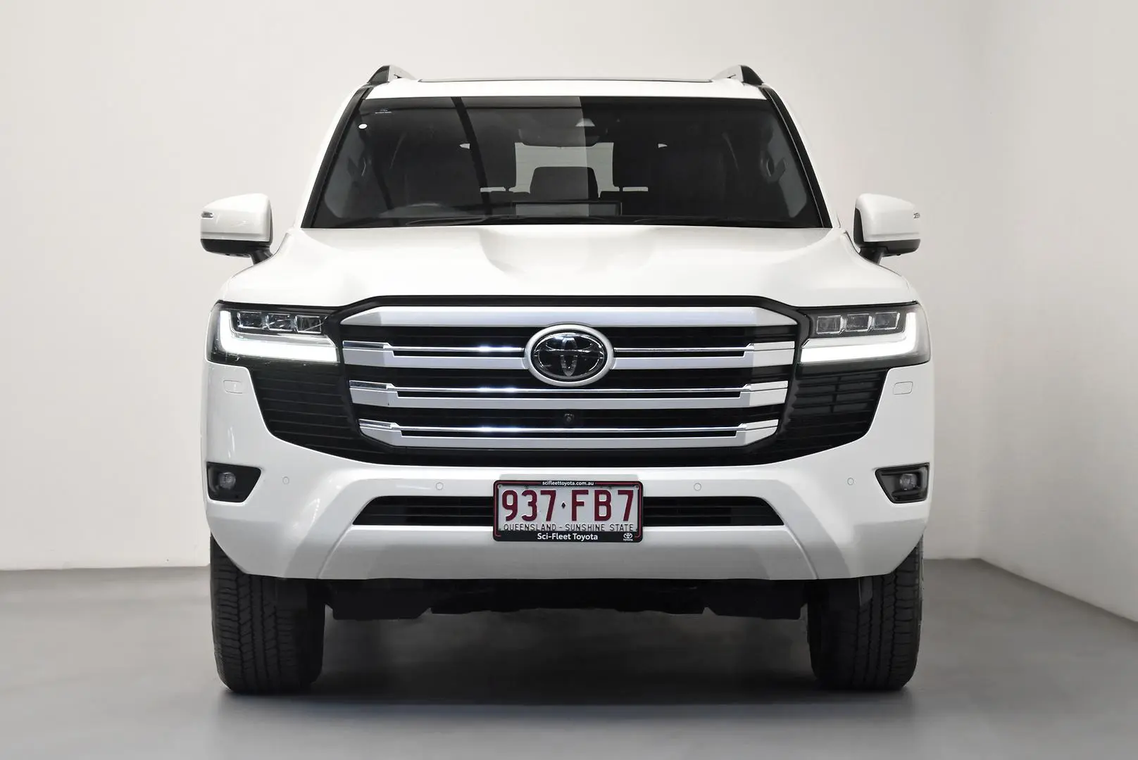 2022 Toyota Landcruiser Gallery Image 2