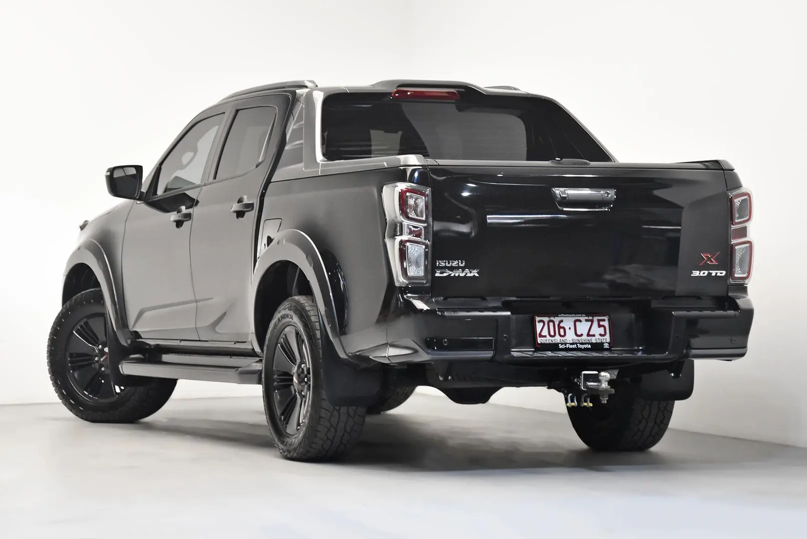 2021 Isuzu D-MAX Gallery Image 5