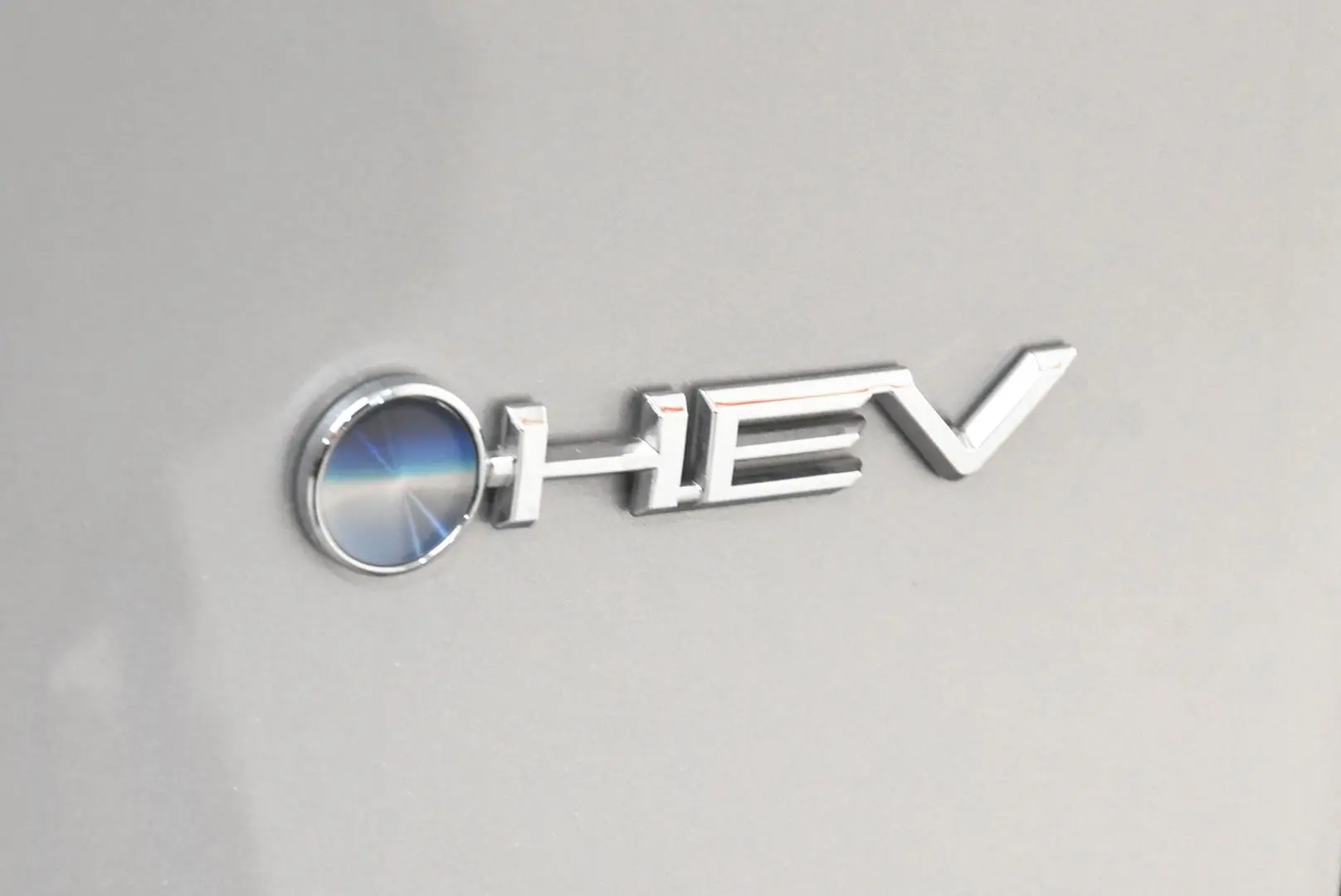 2025 Toyota RAV4 Gallery Image 8