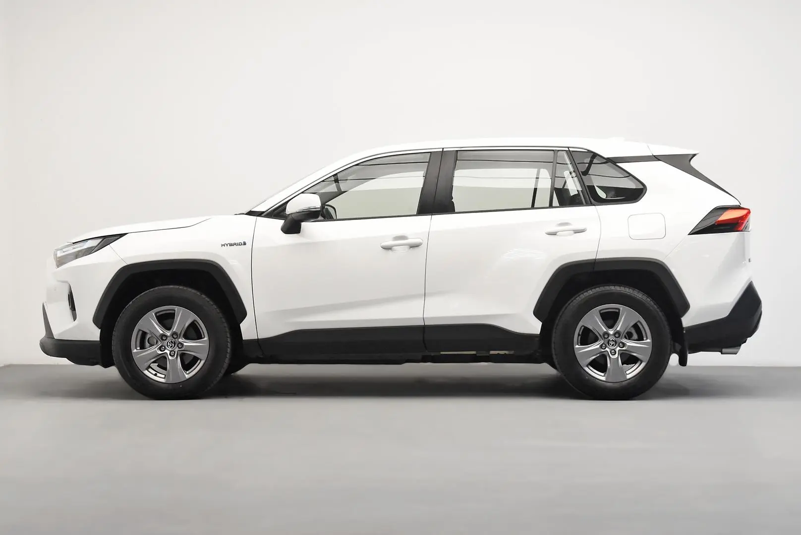 2024 Toyota RAV4 Gallery Image 4