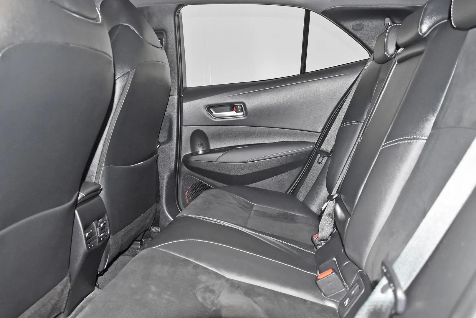2021 Toyota Corolla Gallery Image 19