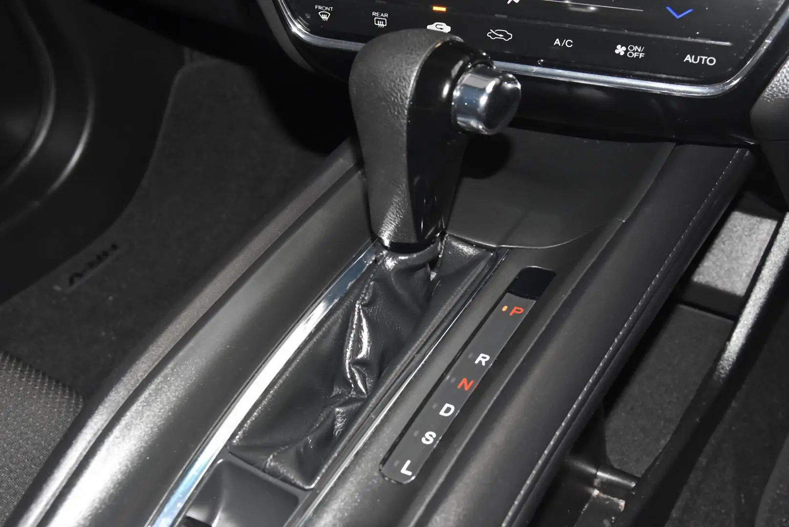 2020 Honda HR-V Gallery Image 13