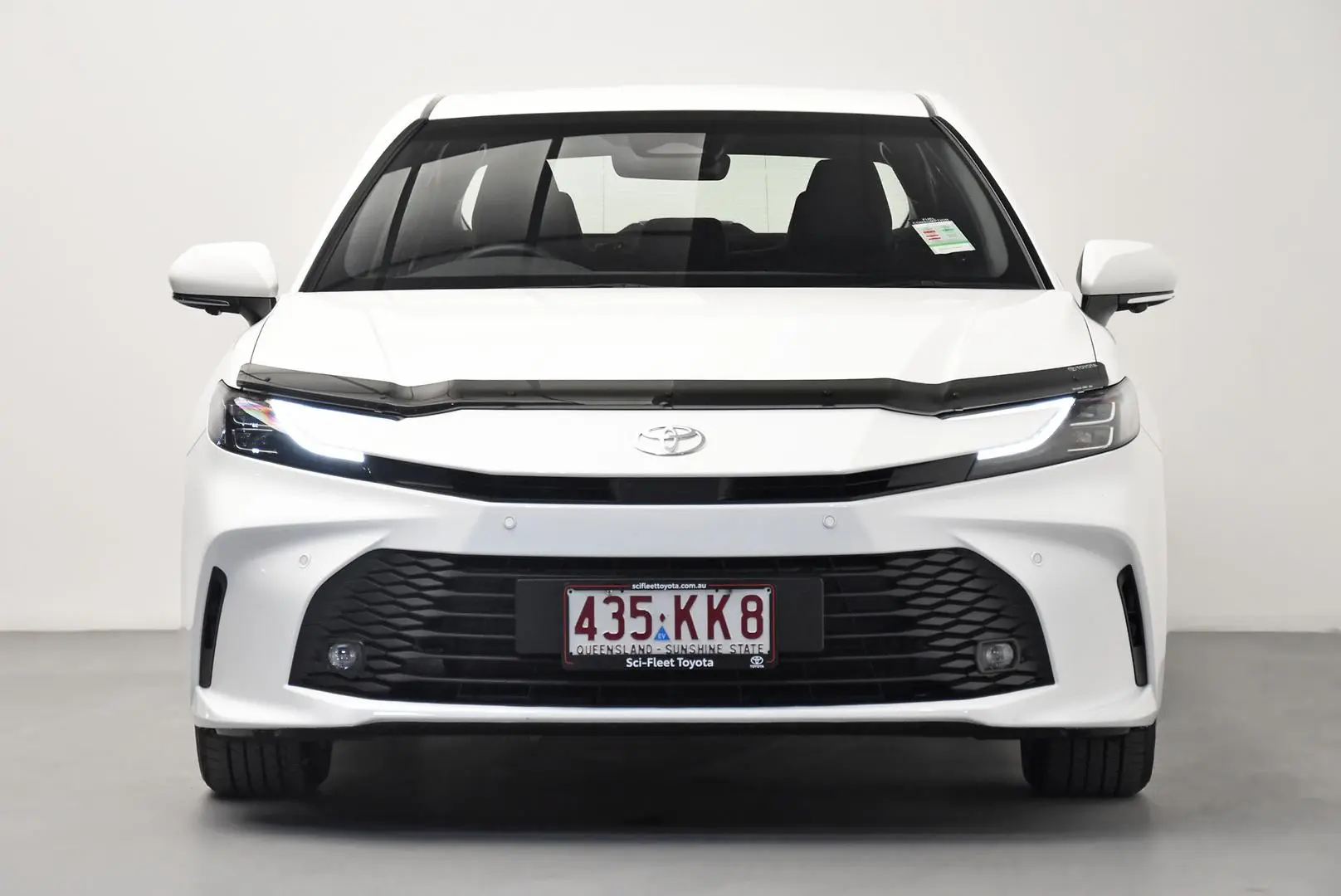 2024 Toyota Camry Gallery Image 2