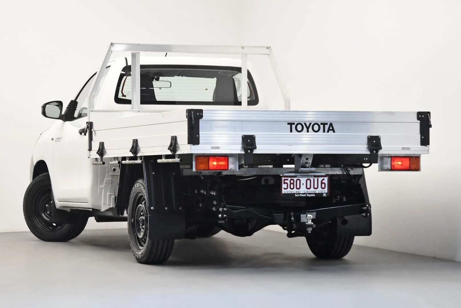 2021 Toyota Hilux Gallery Image 5