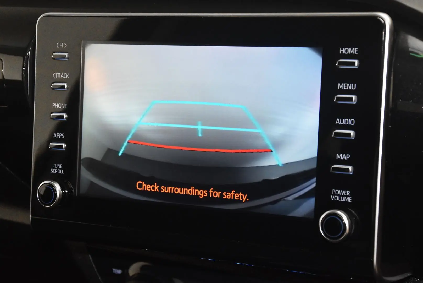 2021 Toyota Hilux Gallery Image 13