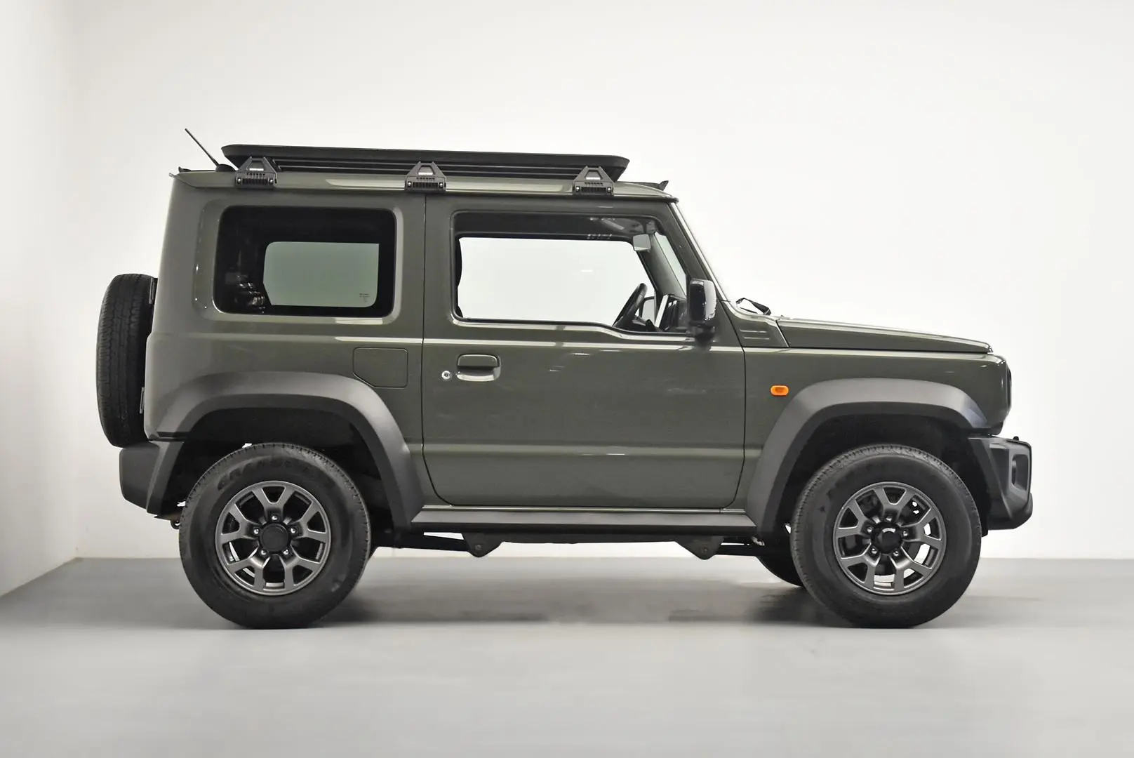 2022 Suzuki Jimny Gallery Image 3