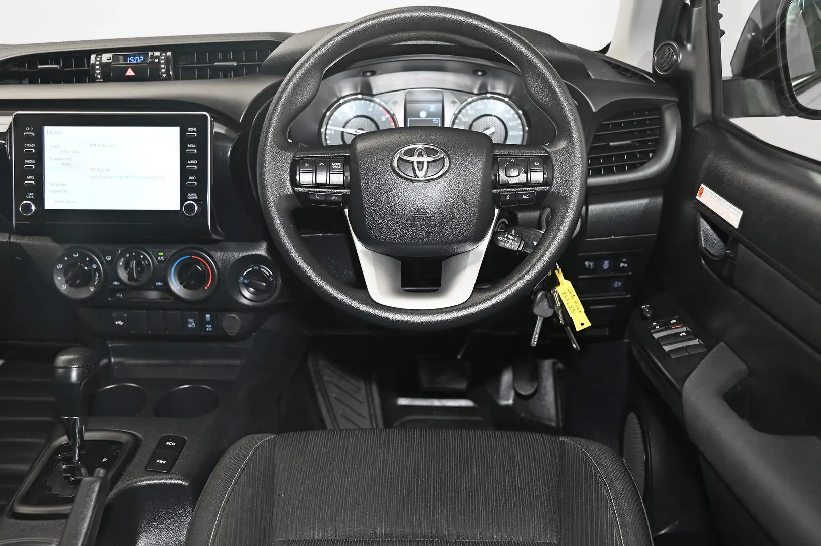 2024 Toyota Hilux Gallery Image 14