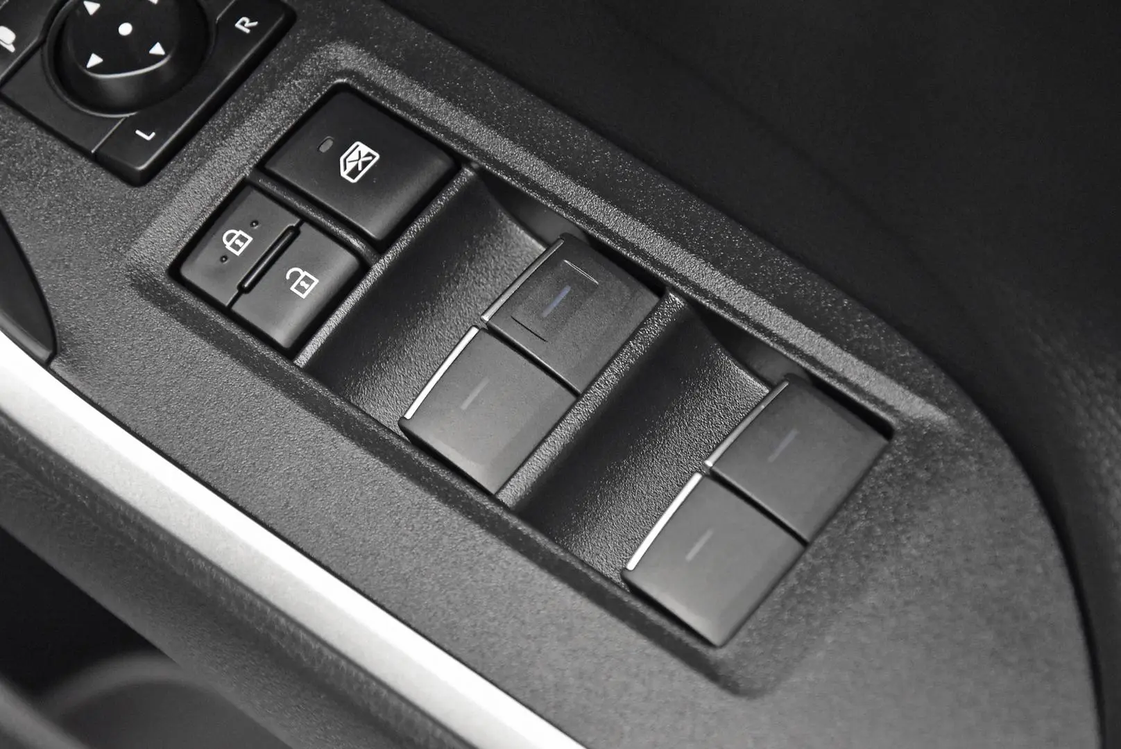 2024 Toyota RAV4 Gallery Image 13
