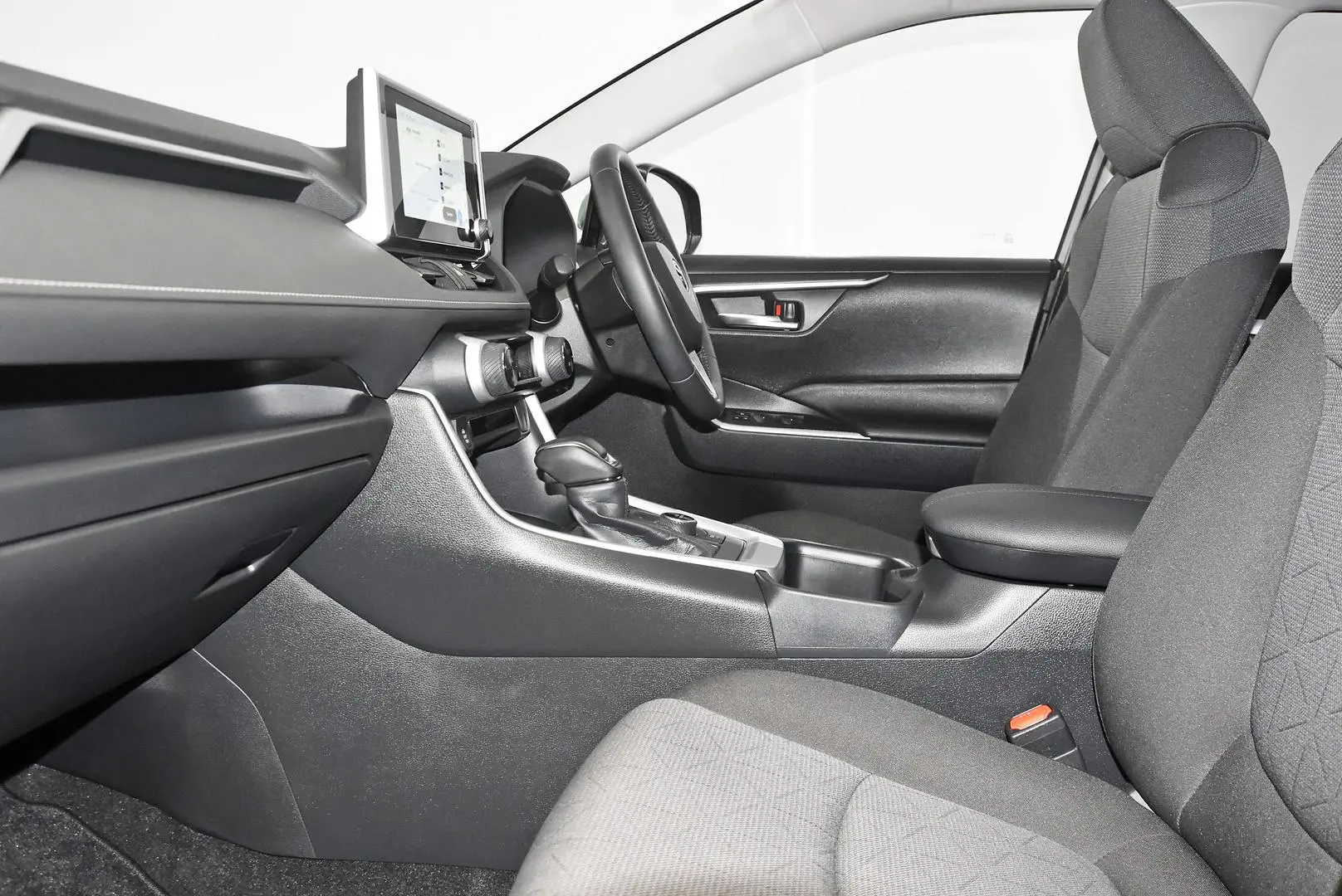 2024 Toyota RAV4 Gallery Image 18