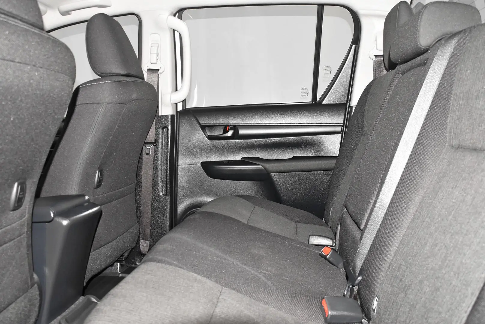 2025 Toyota Hilux Gallery Image 19