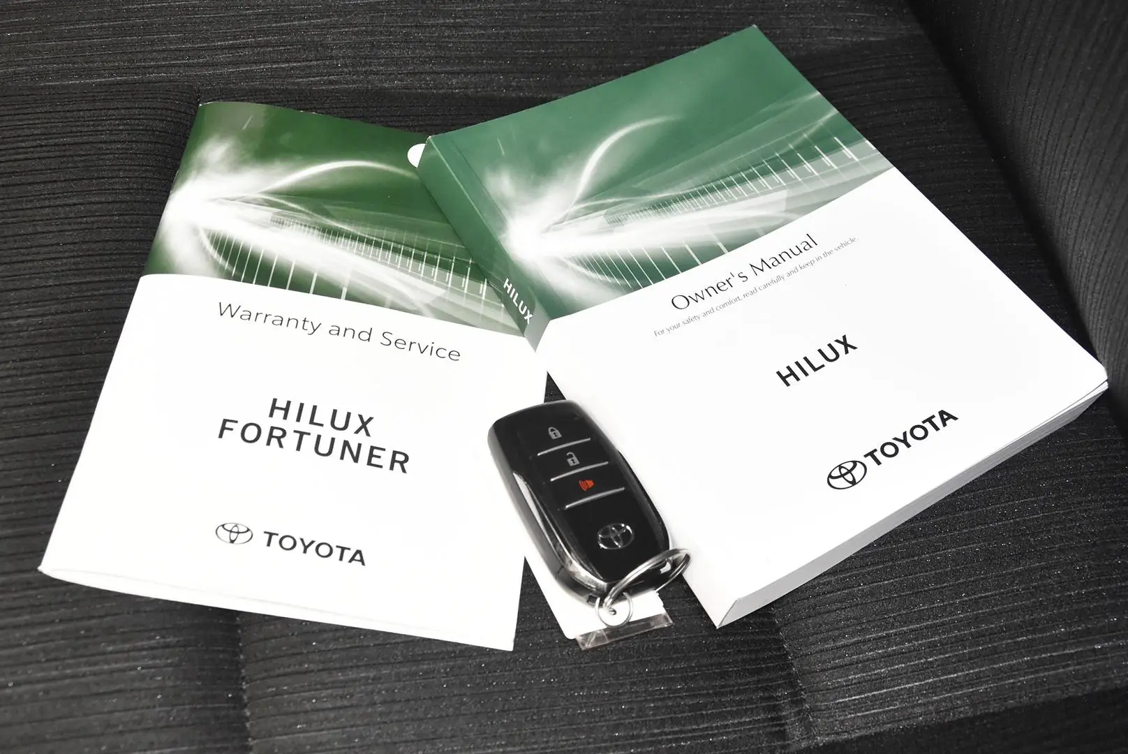 2025 Toyota Hilux Gallery Image 20