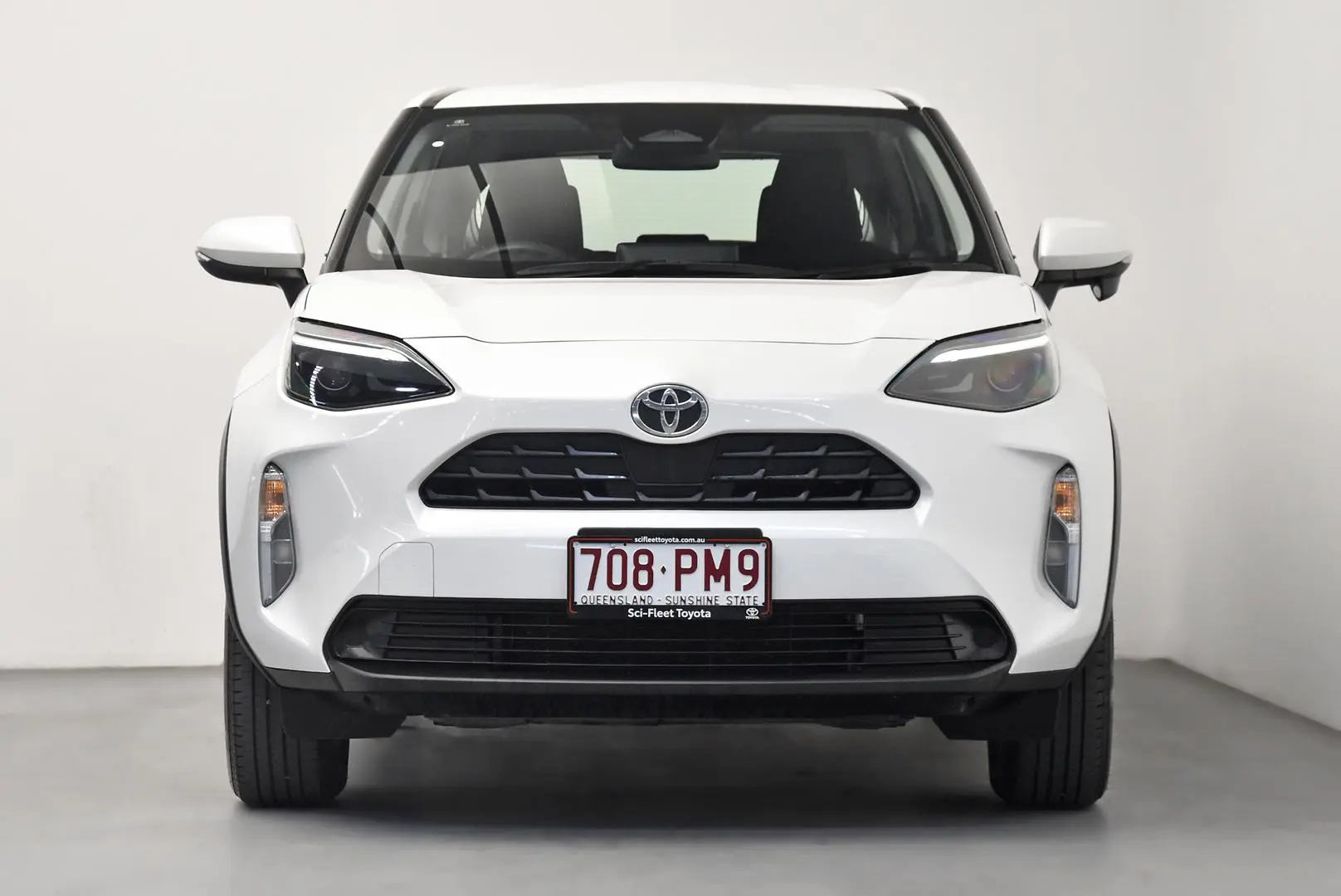 2025 Toyota Yaris Cross Gallery Image 2