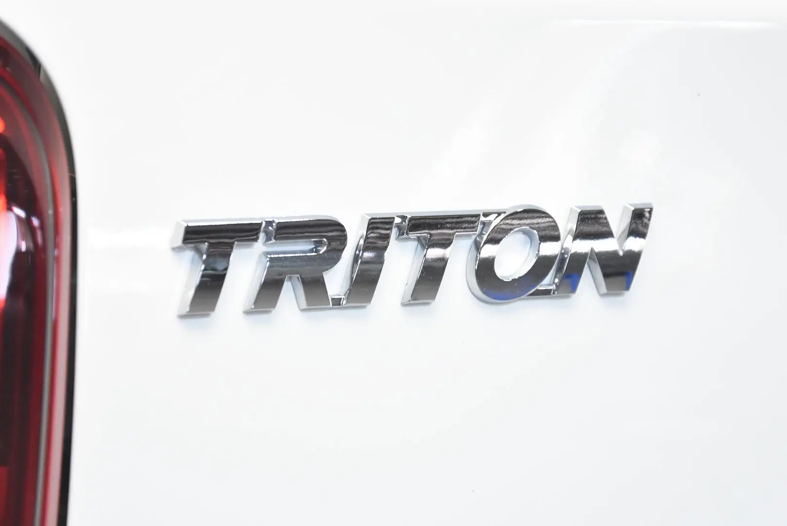 2020 Mitsubishi Triton Gallery Image 7