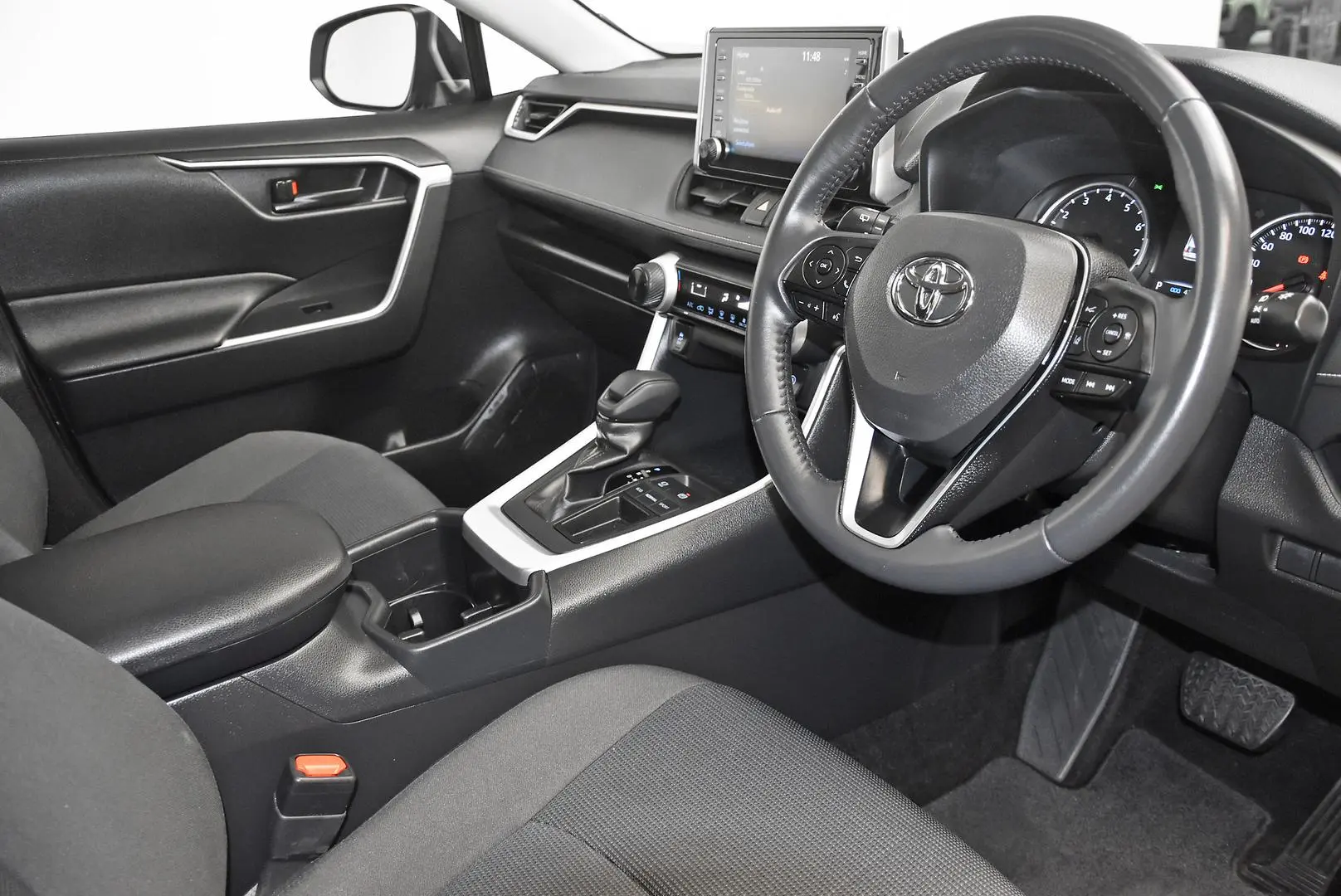 2022 Toyota Rav4 Gallery Image 8