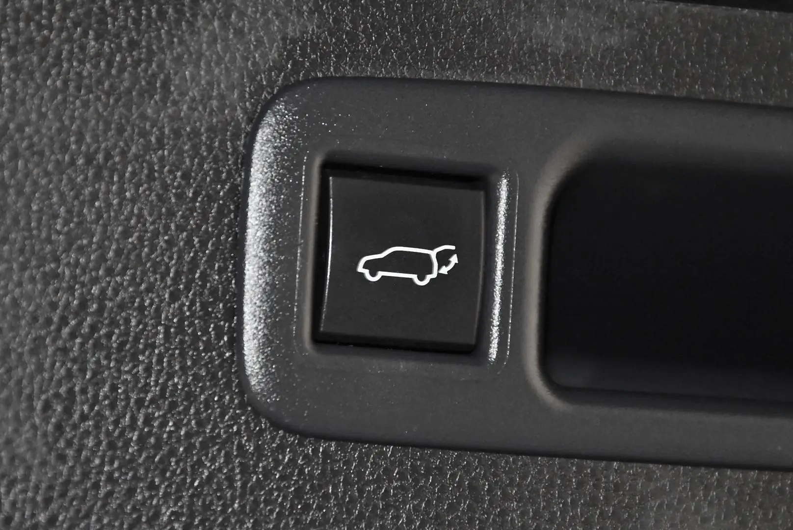 2024 Toyota Kluger Gallery Image 23