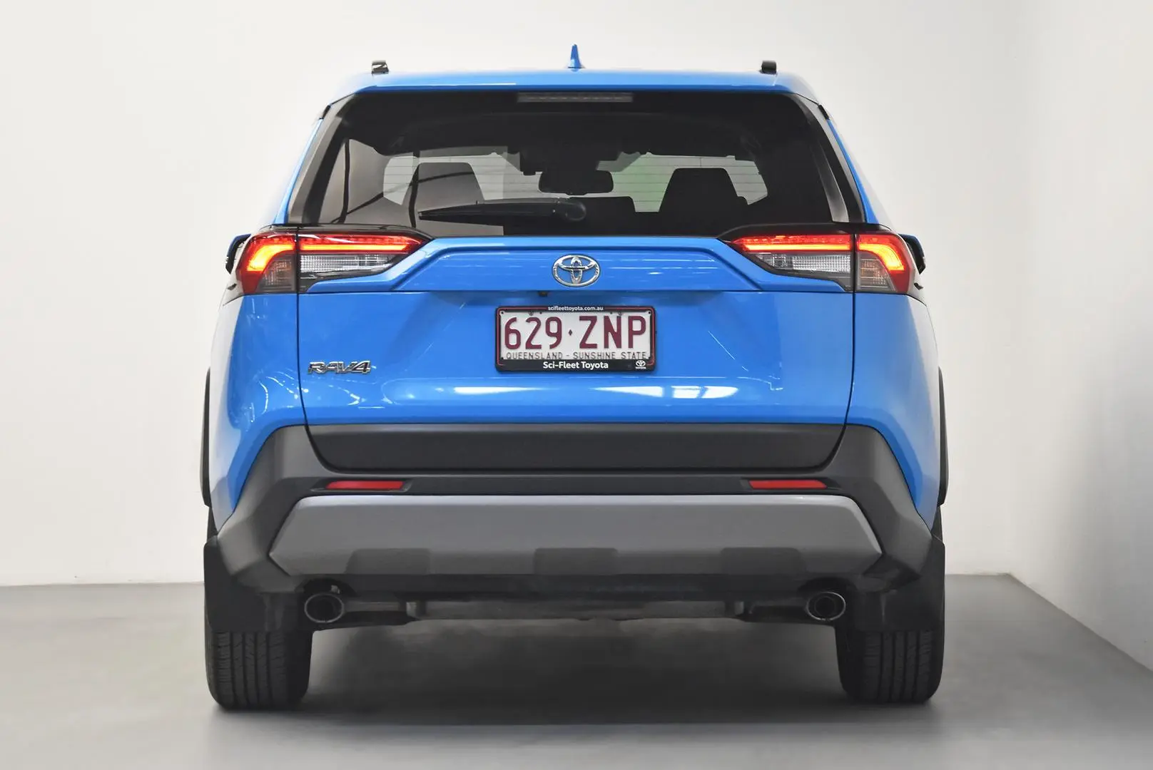 2020 Toyota RAV4 Gallery Image 6