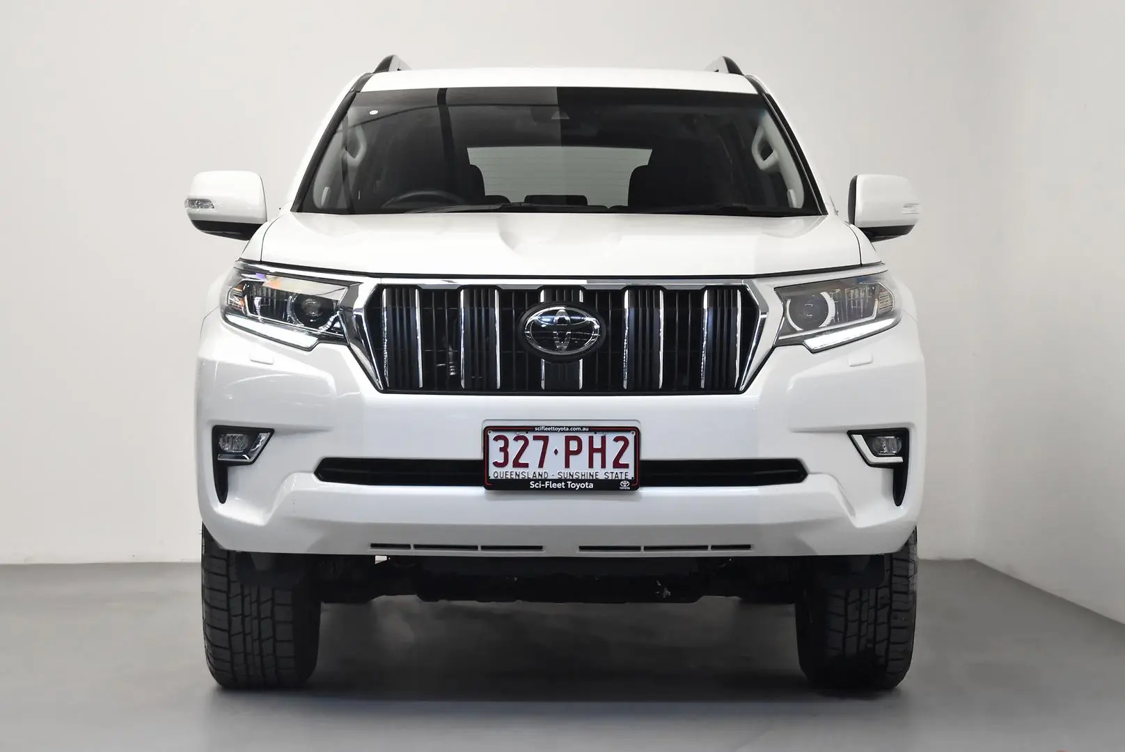 2022 Toyota Landcruiser Prado Gallery Image 2