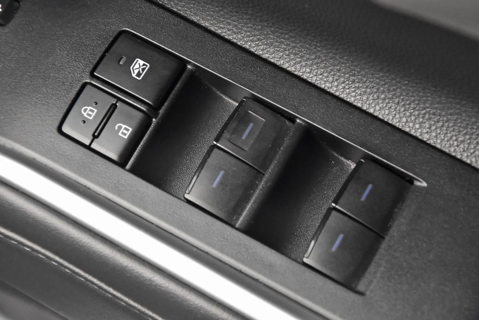 2022 Toyota Kluger Gallery Image 10
