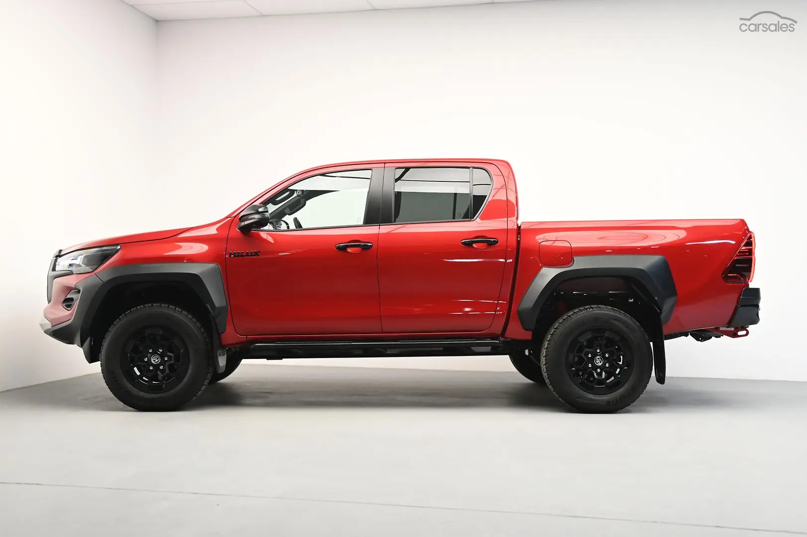 2024 Toyota Hilux Image 4