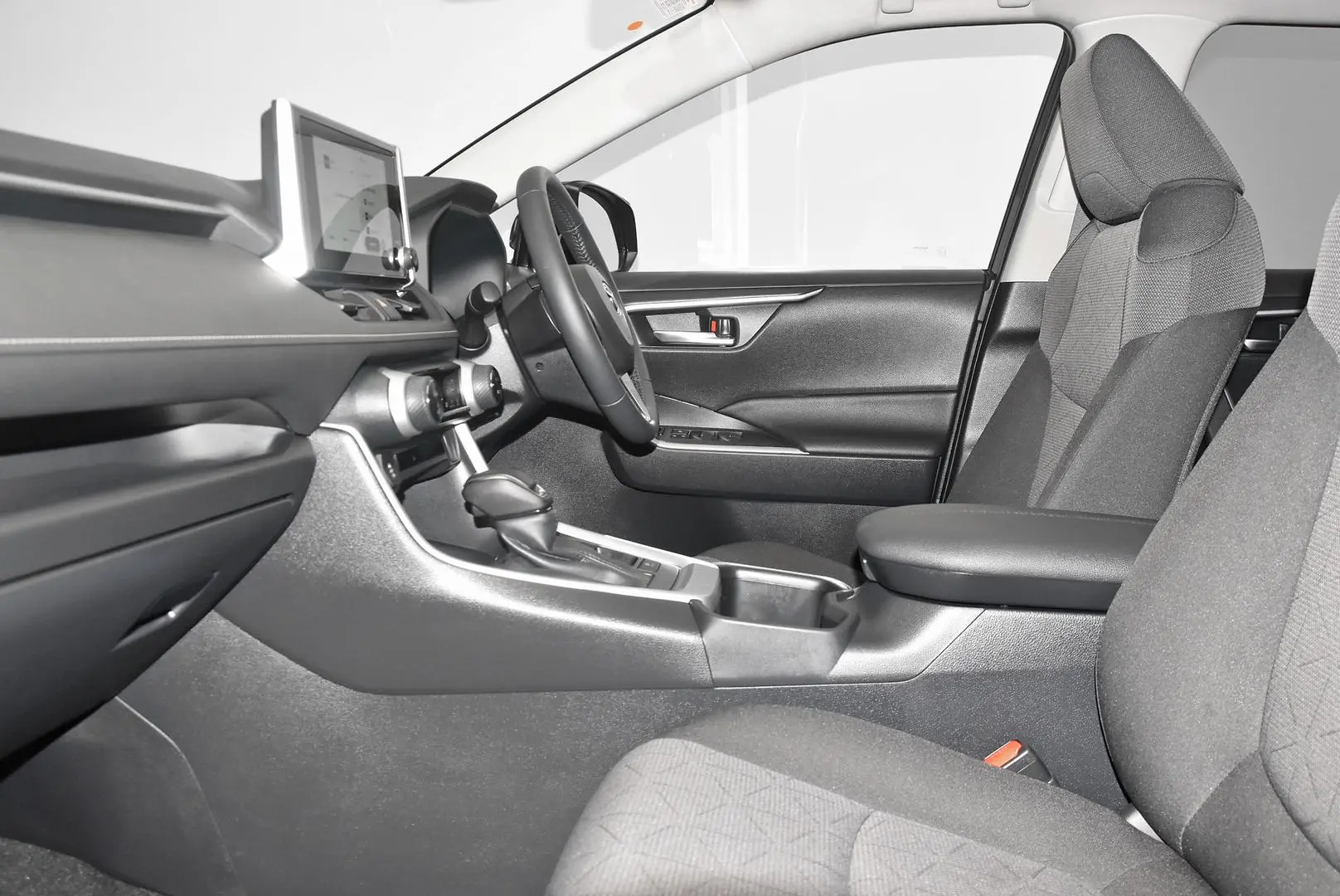 2025 Toyota RAV4 Gallery Image 18