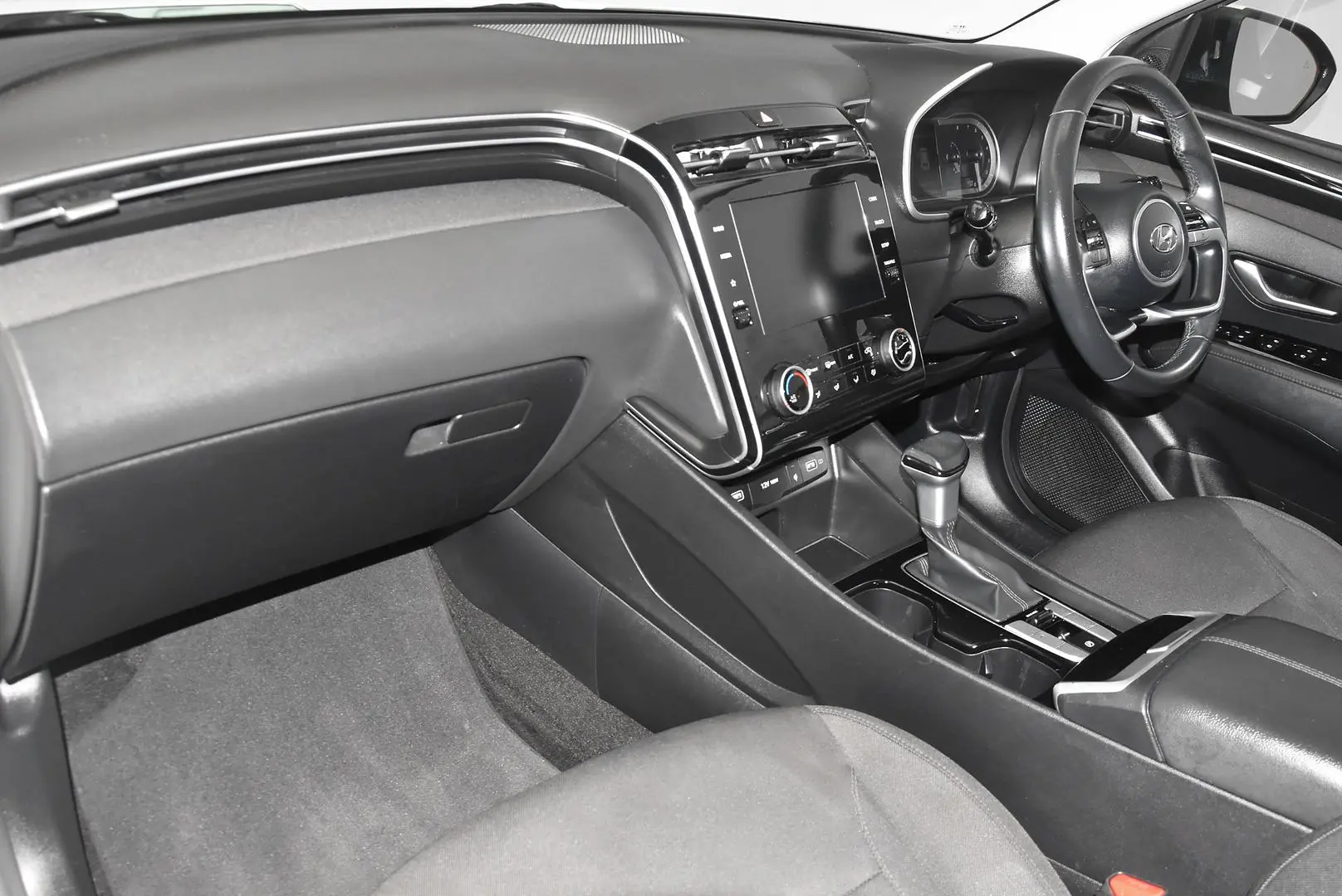 2022 Hyundai Tucson Gallery Image 16