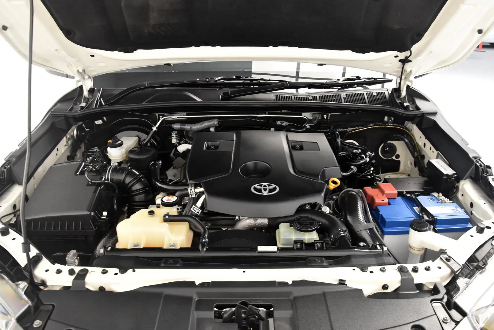 2022 Toyota Hilux Gallery Image 21