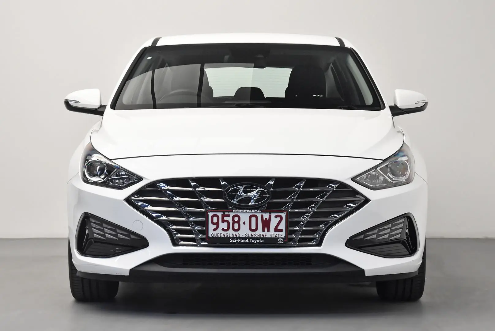 2024 Hyundai i30 Gallery Image 2