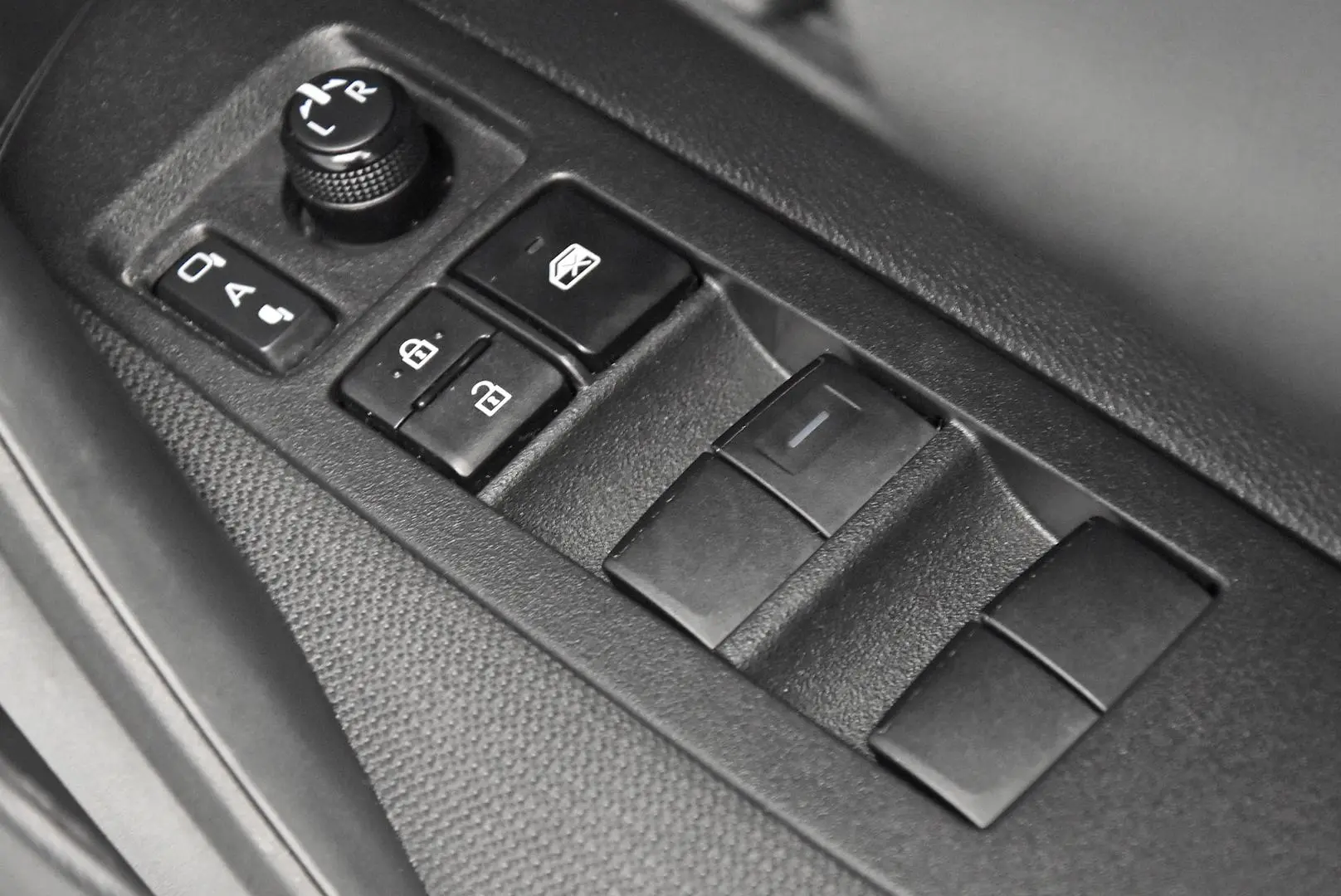 2024 Toyota Corolla Gallery Image 10