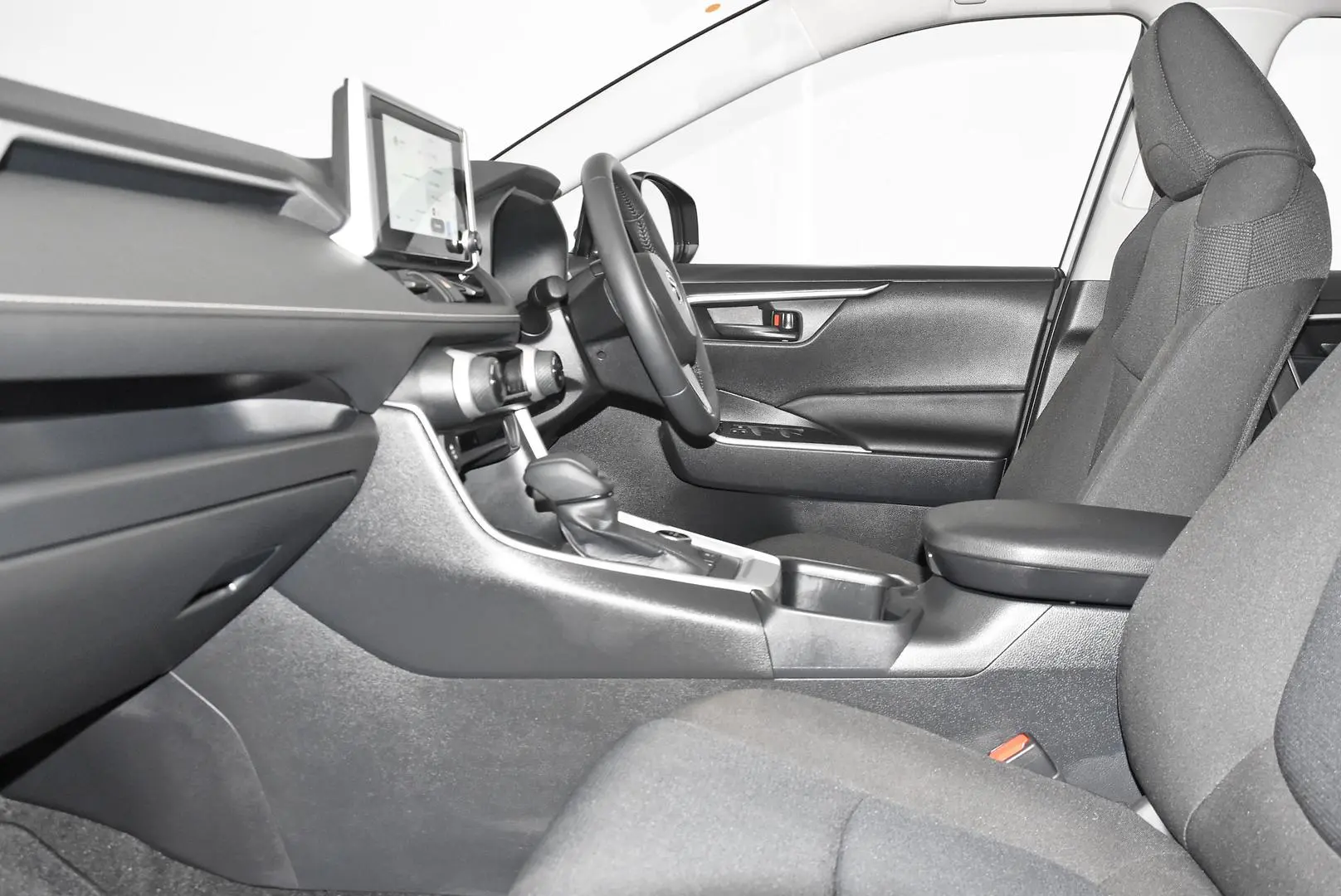 2024 Toyota RAV4 Gallery Image 18