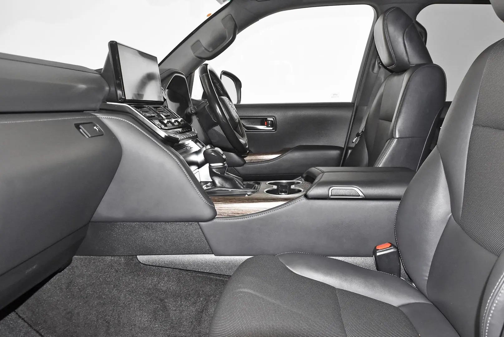 2022 Toyota Landcruiser Gallery Image 16