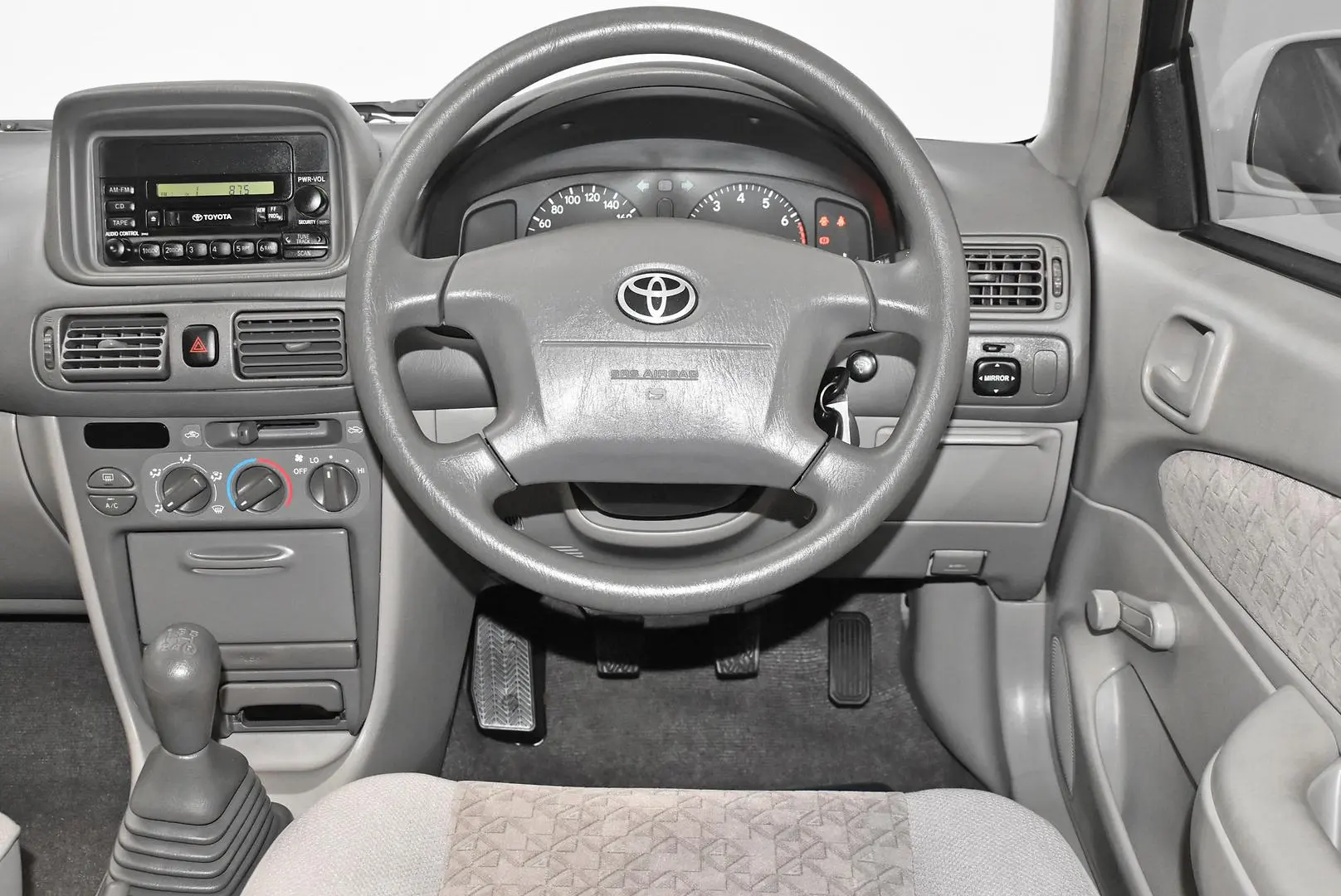 2000 Toyota Corolla Gallery Image 12