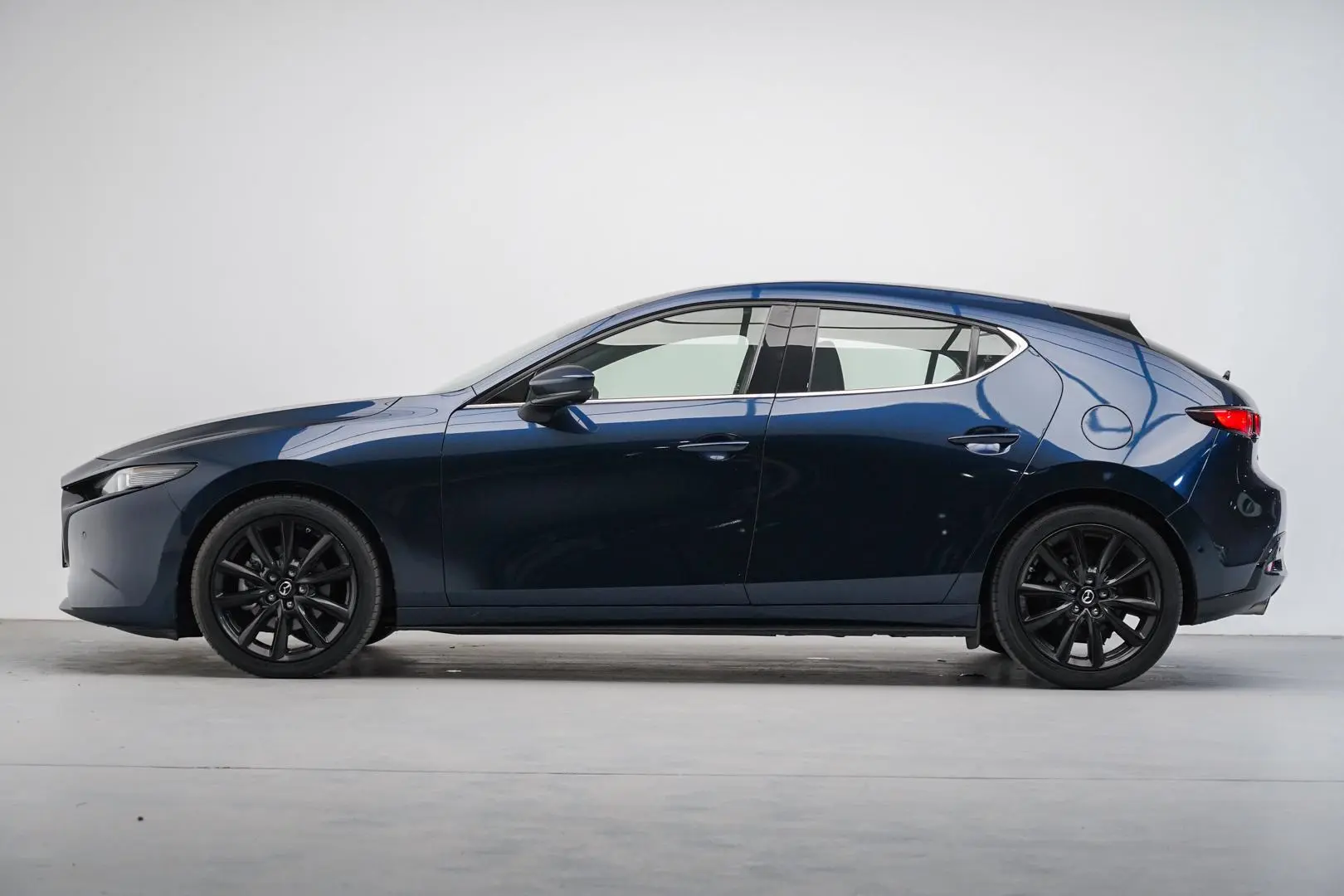 2021 Mazda 3 Gallery Image 3