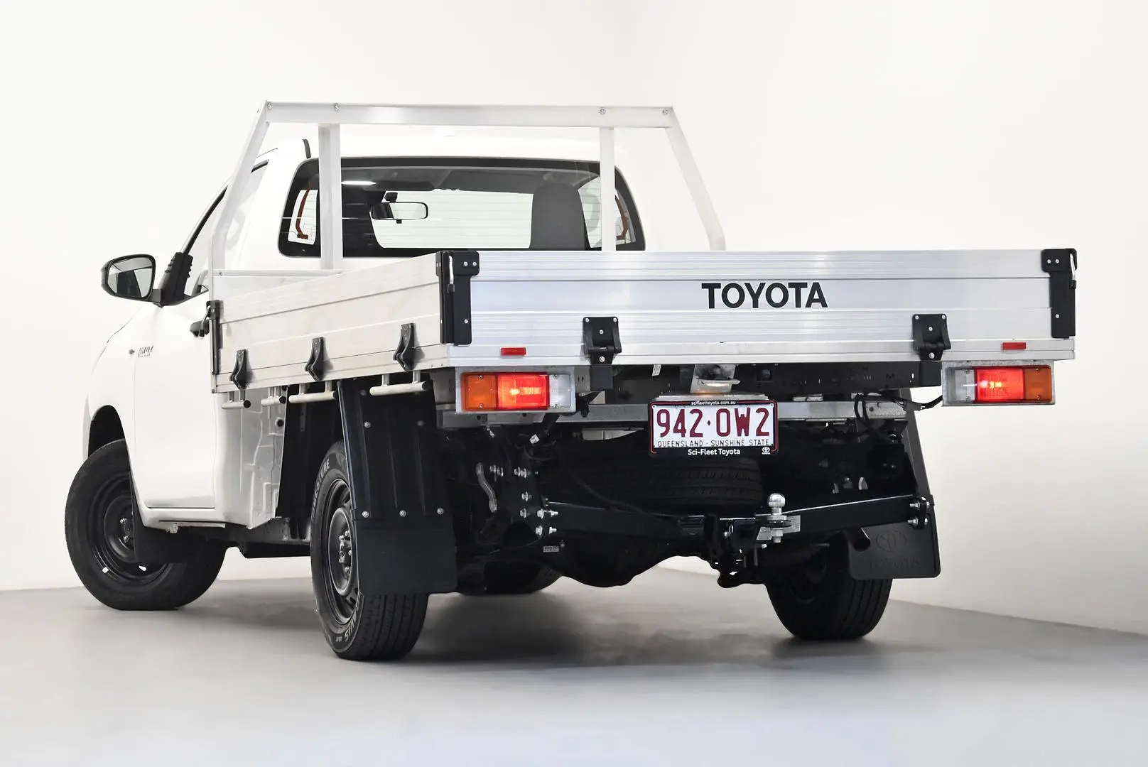 2024 Toyota Hilux Gallery Image 5